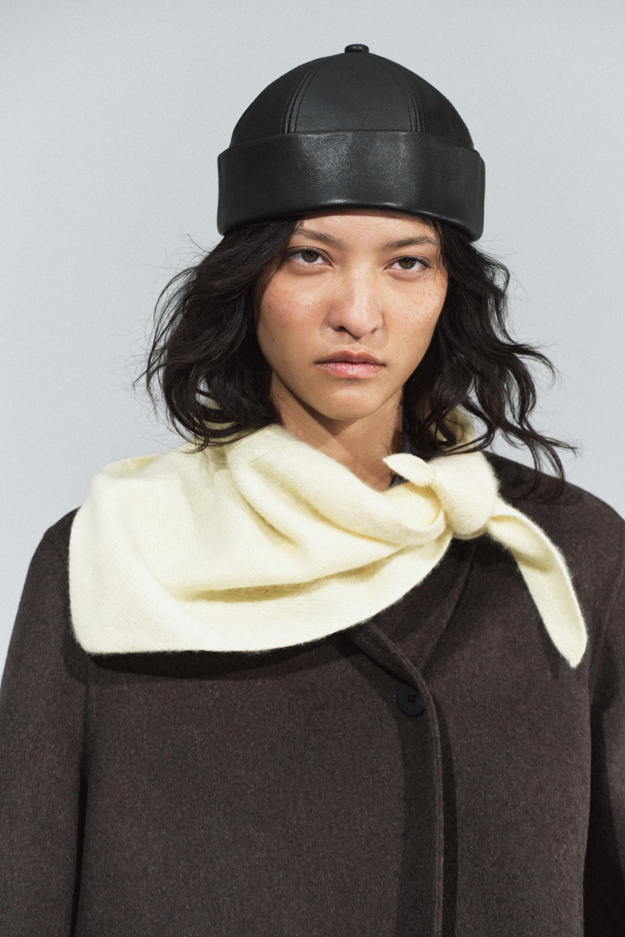 100% LEATHER HAT WITH TURNED-UP HEM | Zara US