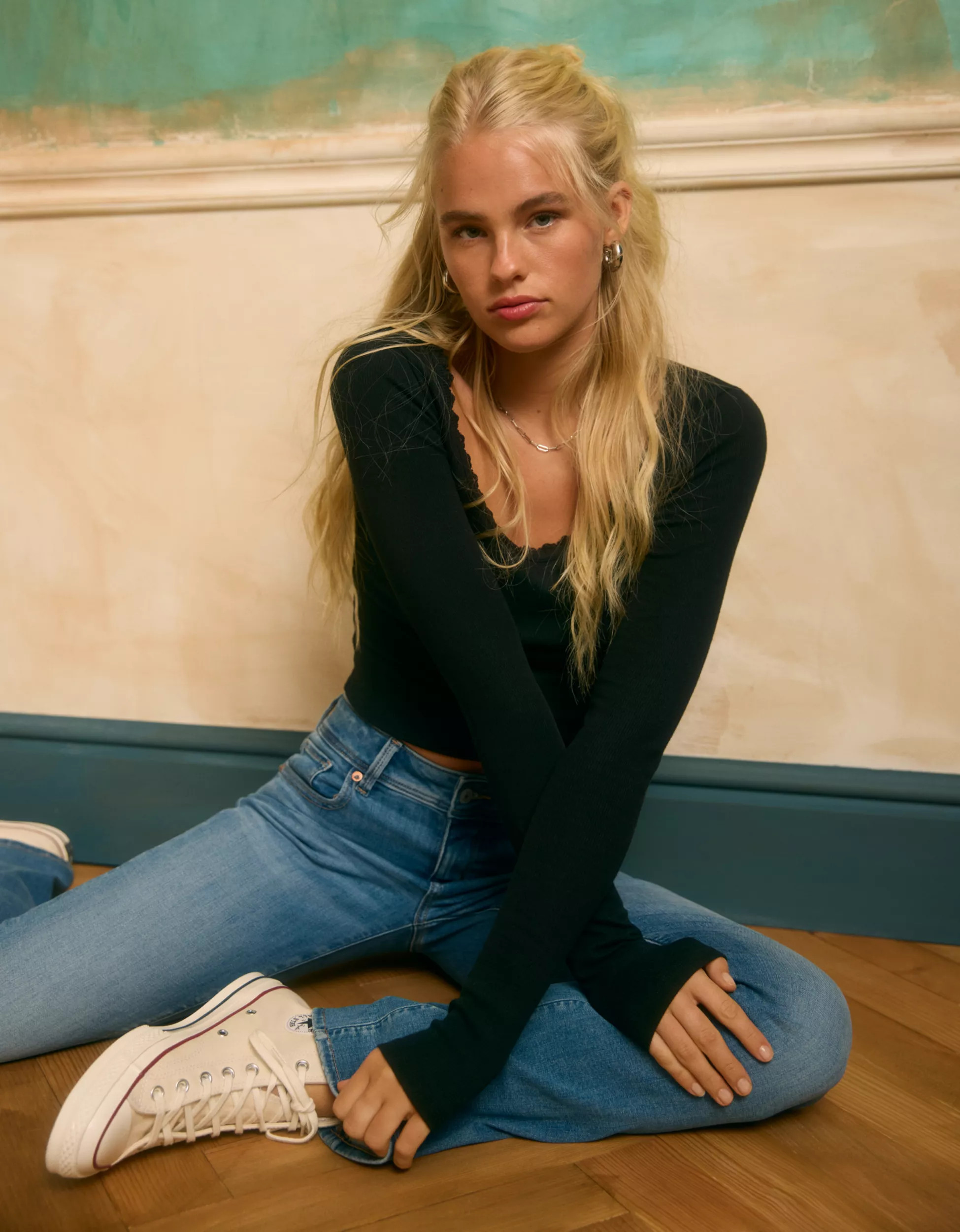 Longest Weekend Sale! 30-50% off everything | American Eagle Outfitters (US & CA)