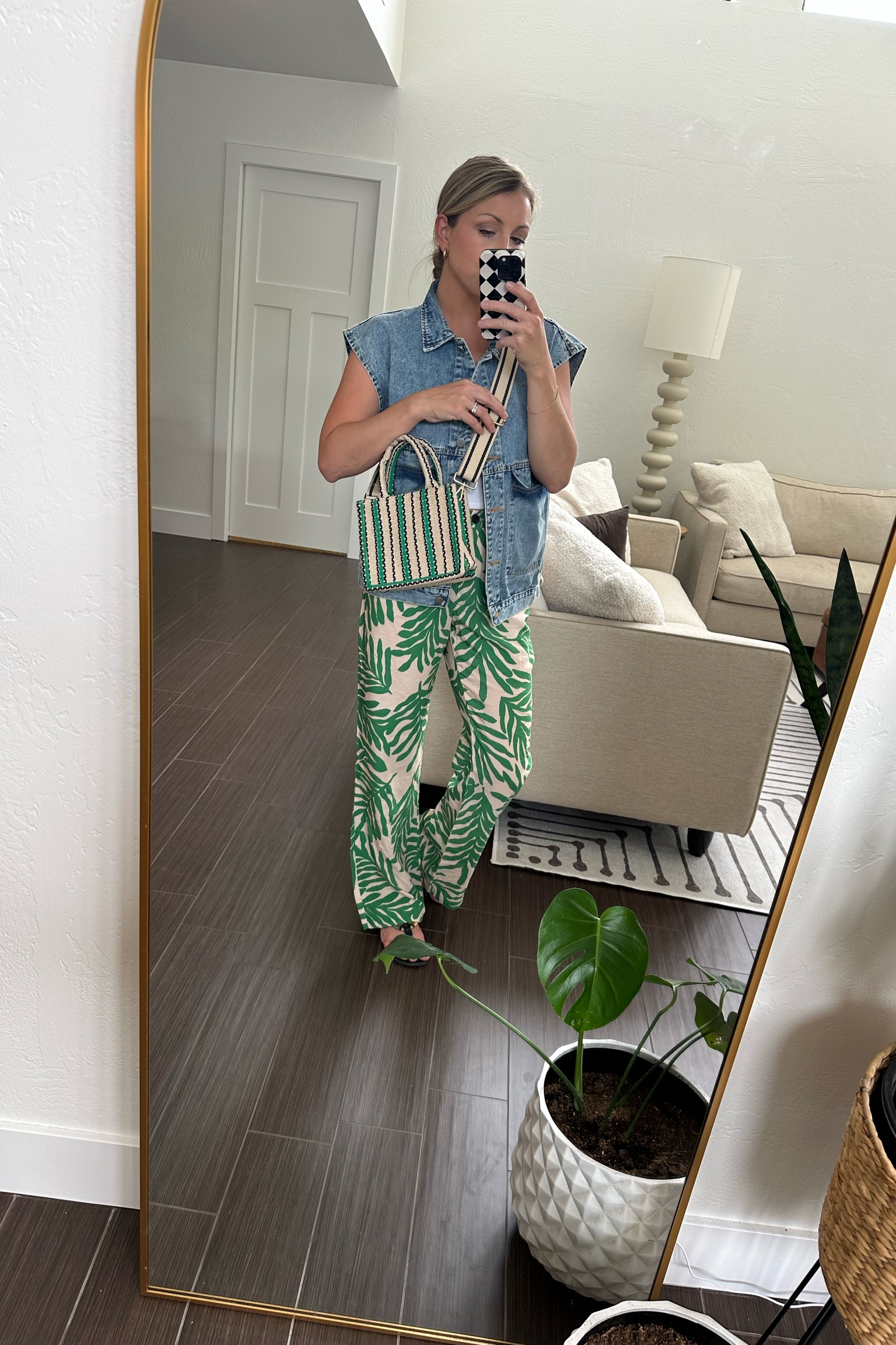 A finished look heading to dinner 

#LTKunder50 #LTKSeasonal #LTKFind