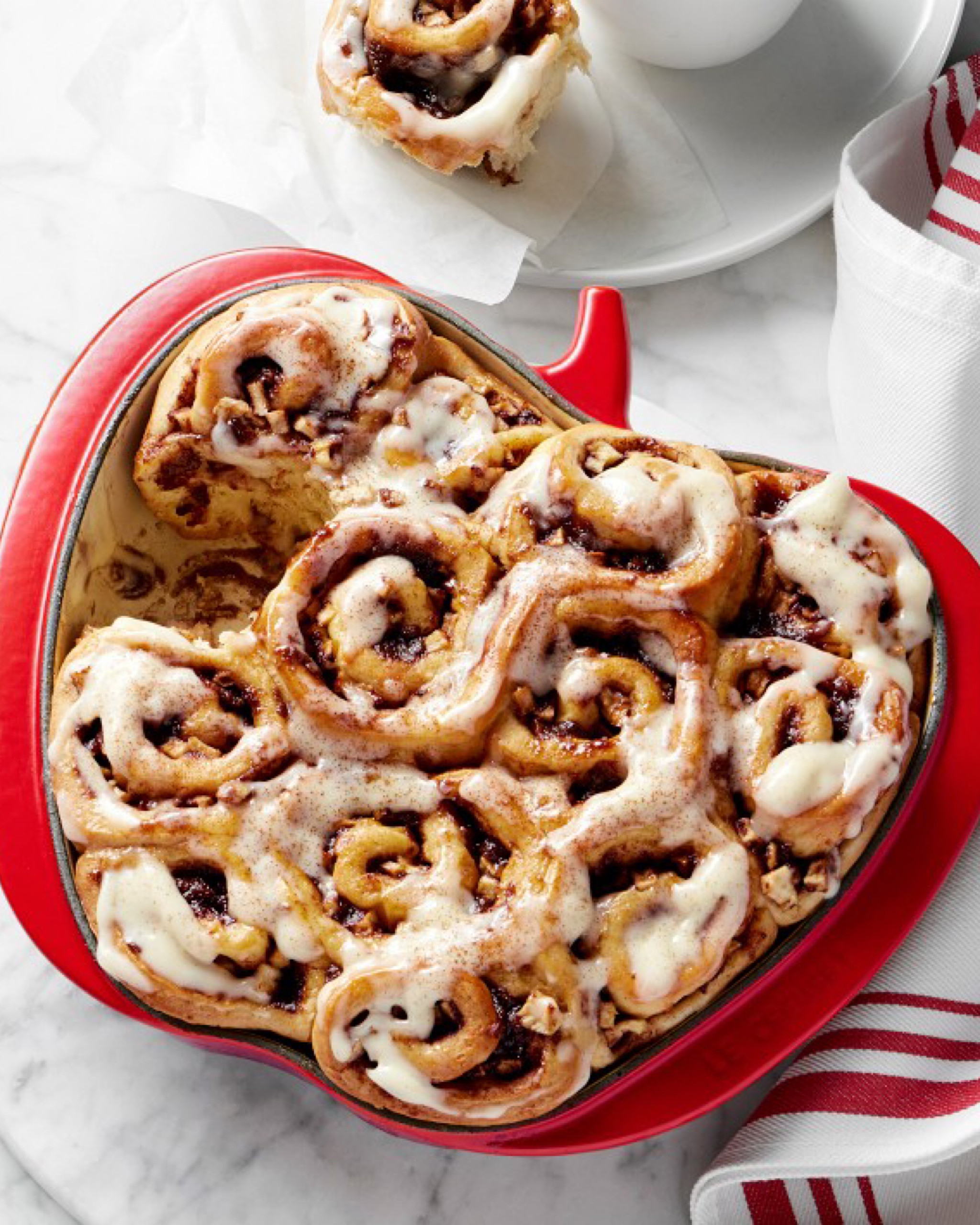 This apple-shaped baking dish is crafted from enameled cast iron and features bright beautiful red color in a cute apple form. This is the perfect dish for warm apple cobbler, apple pie and other seasonal favorites. 🍎

#LTKparties #LTKhome #LTKSeasonal