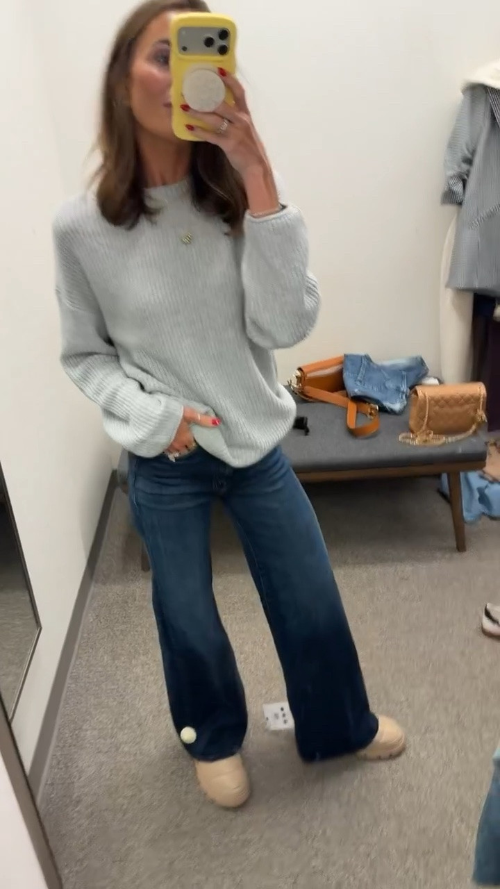 Sweater under $40 and some of the most comfy, flattering denim ever! 💕