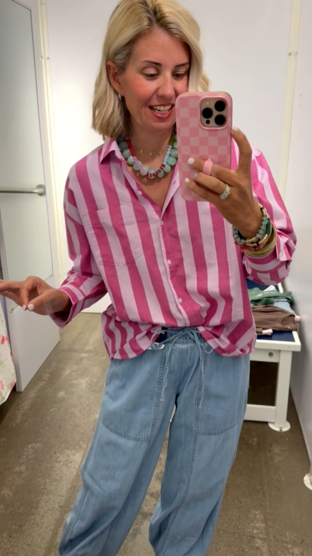 Cuteness overload!! Obsessed with these stripes and this outfit is coming home with me!! 
Top - xs petite
Jogger Jeans - small (need xs)

*Use my Loopy code mixandmatchmadness
*Use my A+B code Catherine20

#LTKdayinmylife #LTKSaleAlert #LTKmomlife