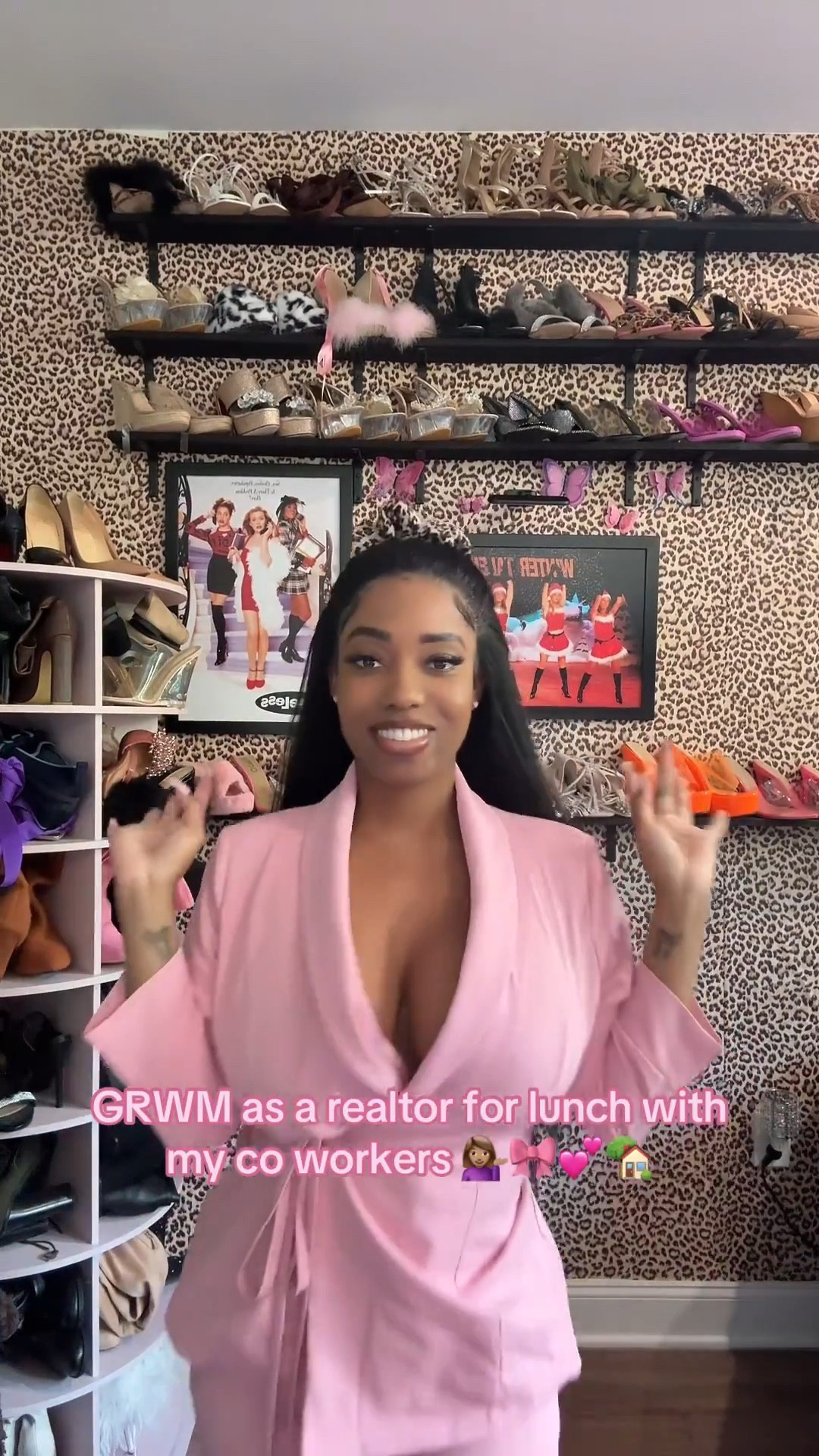 A real estate agent who loves fashion 🎀

#LTKHome #LTKBeauty #LTKPetite