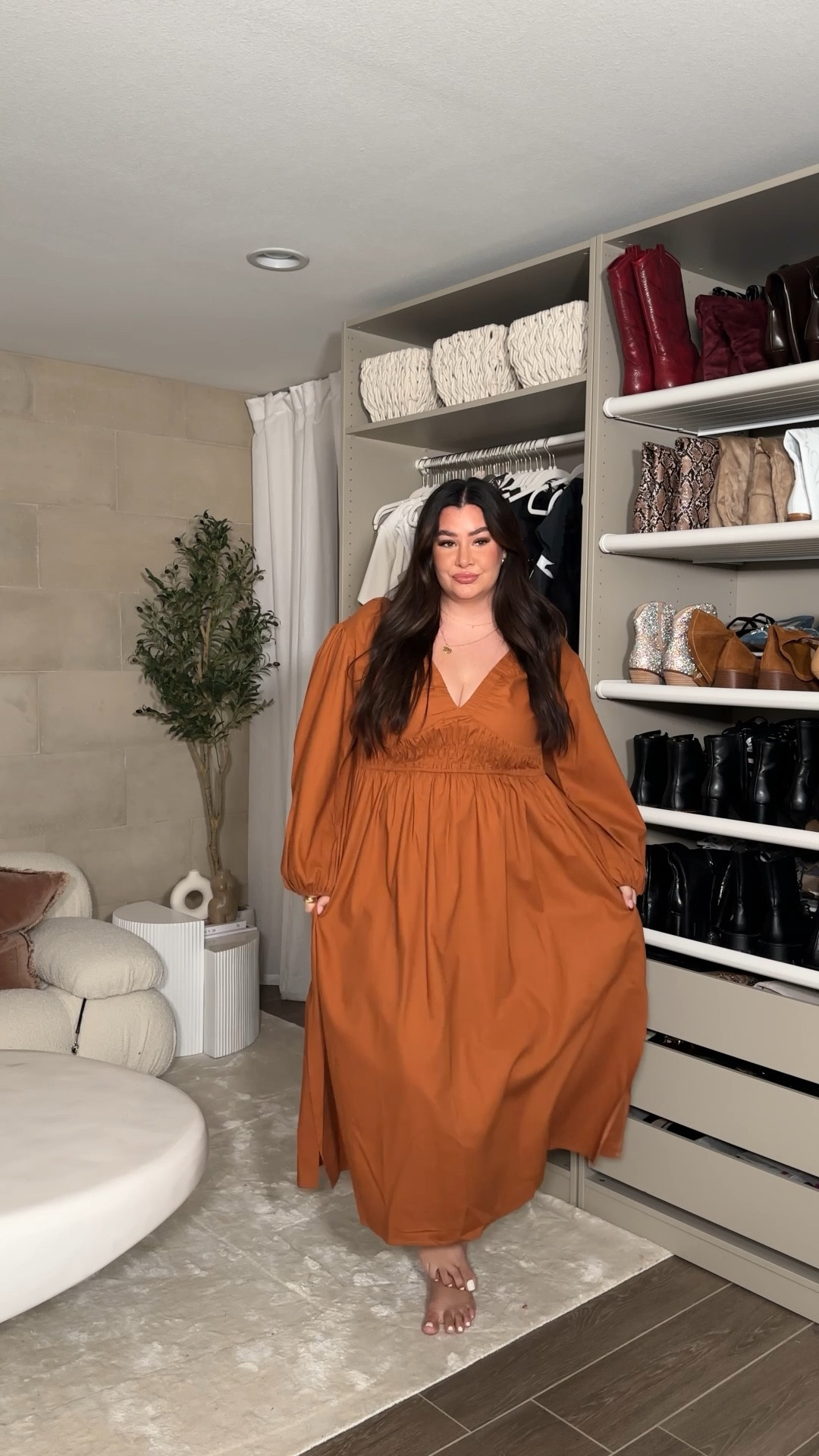 Loveeeee the stretch of this dress! So comfyyyyyy ☺️ discount code vanezz20 gets you 20 off too! 

thanksgiving outfit inspo, comfortable thanksgiving outfits, holiday outfit inspo, pumpkin patch dress 

#LTKSeasonal #LTKparties #LTKHoliday