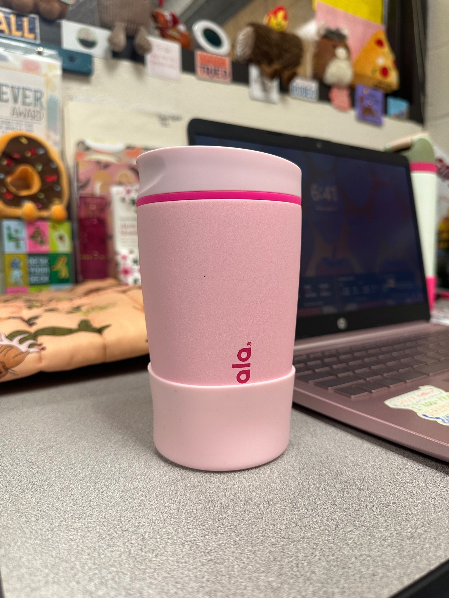 Cutie coffee cup that with lock lid ! 

#LTKHome