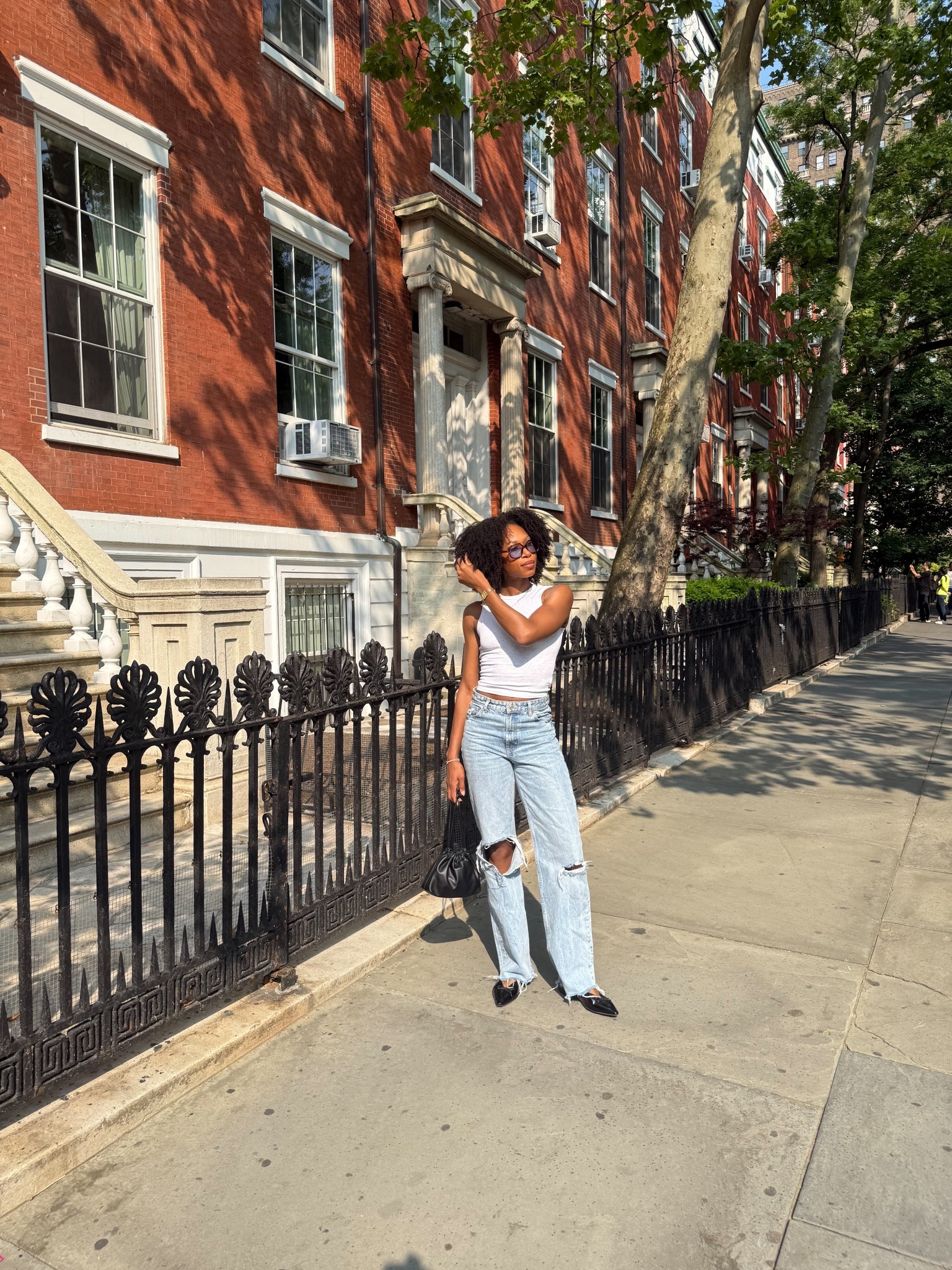 This is what I reach for on hot NYC days—easy, effortless, and still pulled together.
Linked similar styles for this Zara tank + my favorite relaxed jeans and cute sunnies 😎

#LTKStyle #LTKSummerEdit


#LTKStyleTip