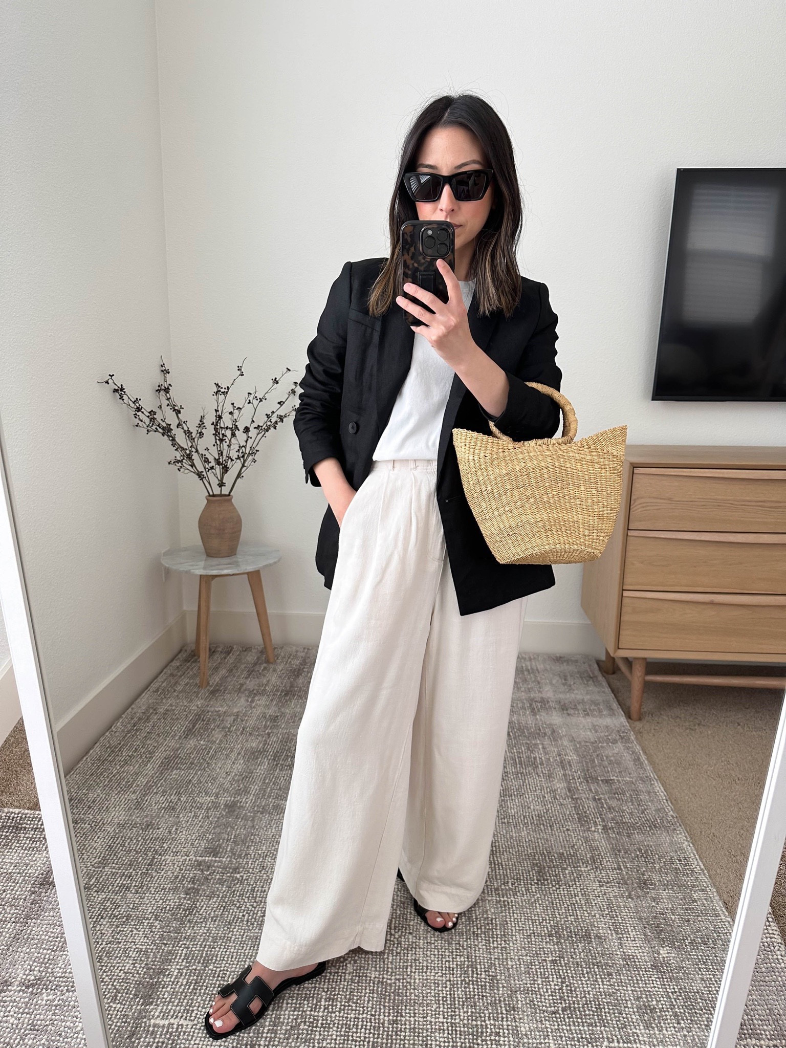 White trousers for spring.  These are great and petite-friendly!  Z Supply Farah pants. 

Blazer - banana Republic petite 4
Tee - Everlane medium
Pants - Z Supply xs
Sandals - Hermes 35
Bag - Dear Keaton
Sunglasses - YSL Mica 

Spring style, spring outfit, petite style, petite trousers, vacation outfit, sandals. 

#LTKSeasonal #LTKshoecrush #LTKitbag