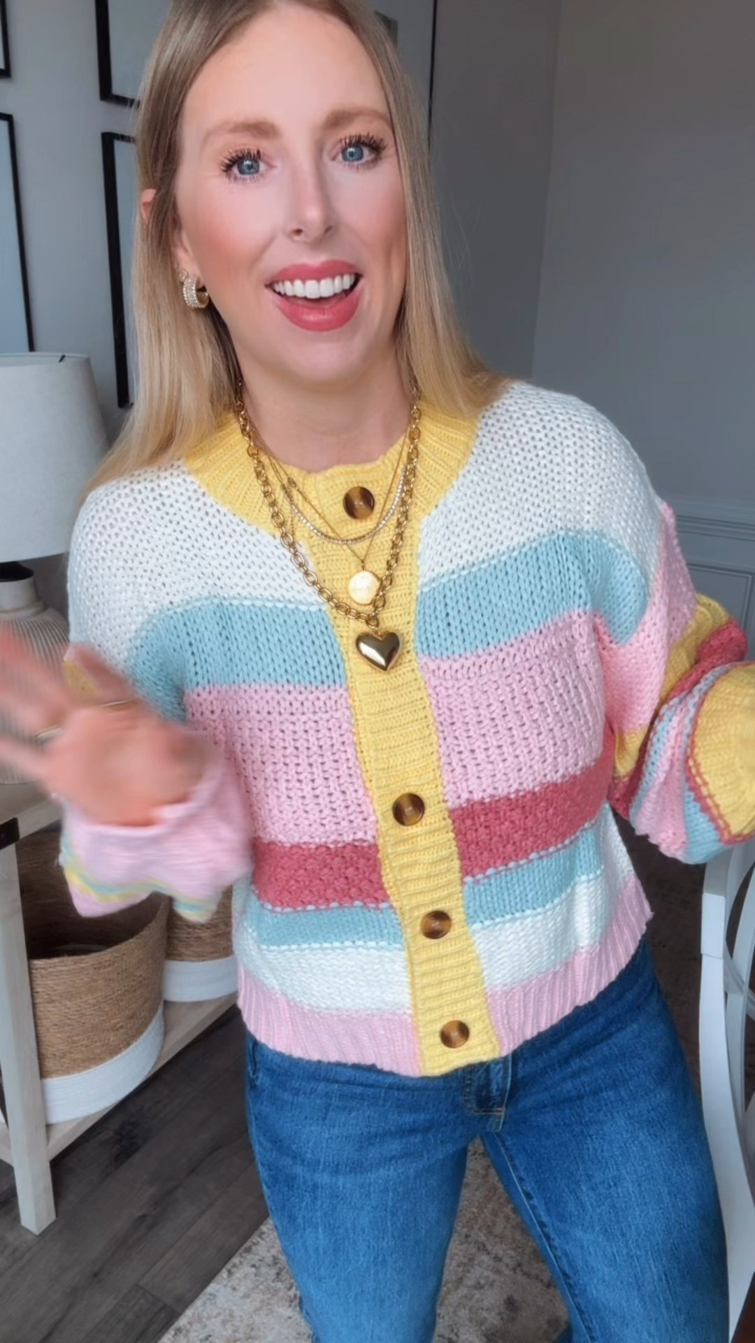 Outfit of the day, brown hunter Rainboots, Amazon cardigan 

#LTKmomlife #LTKSaleAlert #LTKootd