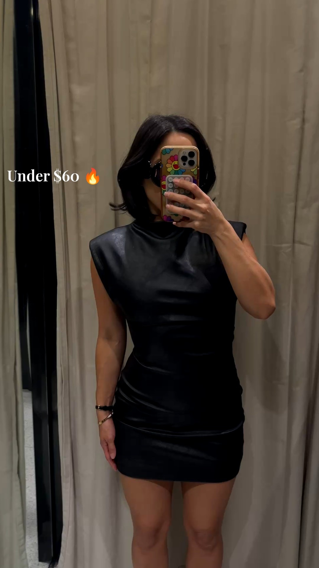 Very flattering little black dress from Zara! So sexy and chic! 

#LTKParties #LTKFindsUnder100 #LTKStyleTip