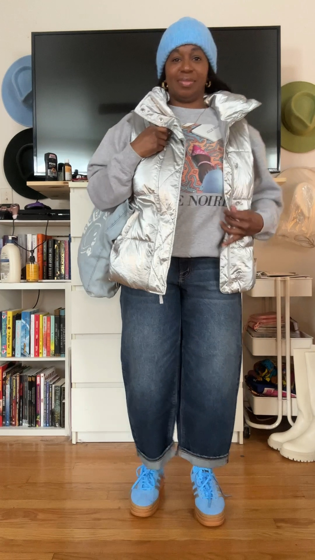 Winter OOTD:
Vest is Gap (old)
Top is Jolie Noire.com
Jeans are a size 12
Bag & Hat are American Eagle (old)
Kicks are a size 8


#LTKMidsize #LTKPetite #LTKSeasonal