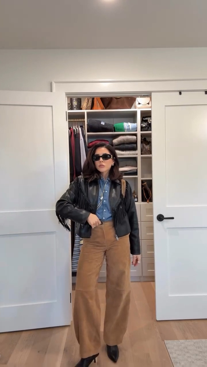 Temps above zero and instantly I’m having fun getting dressed again ✨ 
Jacket - size small 
Pants - XS 
Shirt - XS 



#whattowear #westernstyle #2026fashion #2026style #millenialstyle