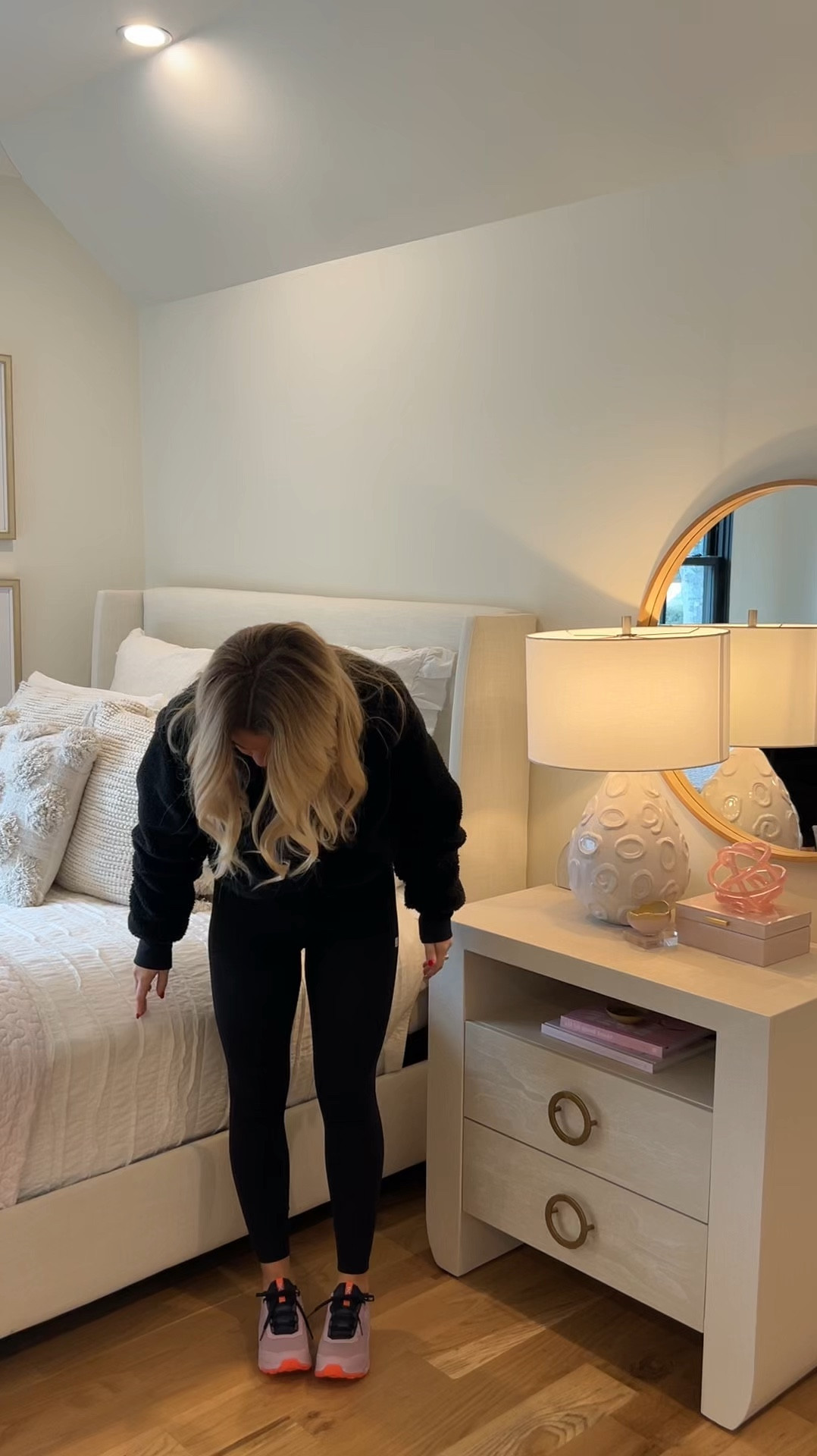 I’m about 5’4” and get the short leggings! 

#LTKFitness #LTKActive #LTKStyleTip