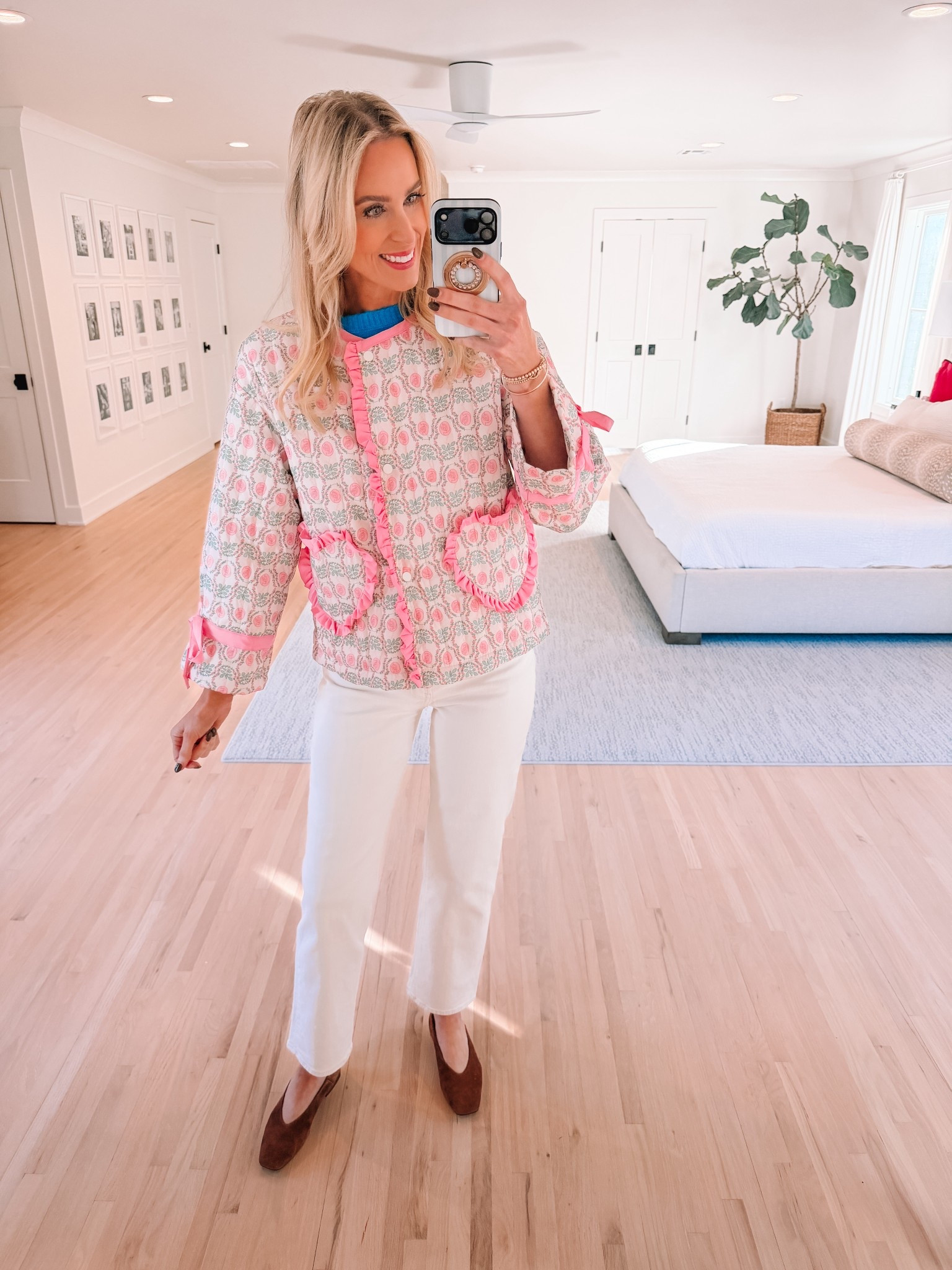 How cute is this quilted jacket from Amazon? 

Amazon jacket / Classic style / Floral Print Jacket #LTKStyleTip 

#LTKFindsUnder100 #LTKFindsUnder50