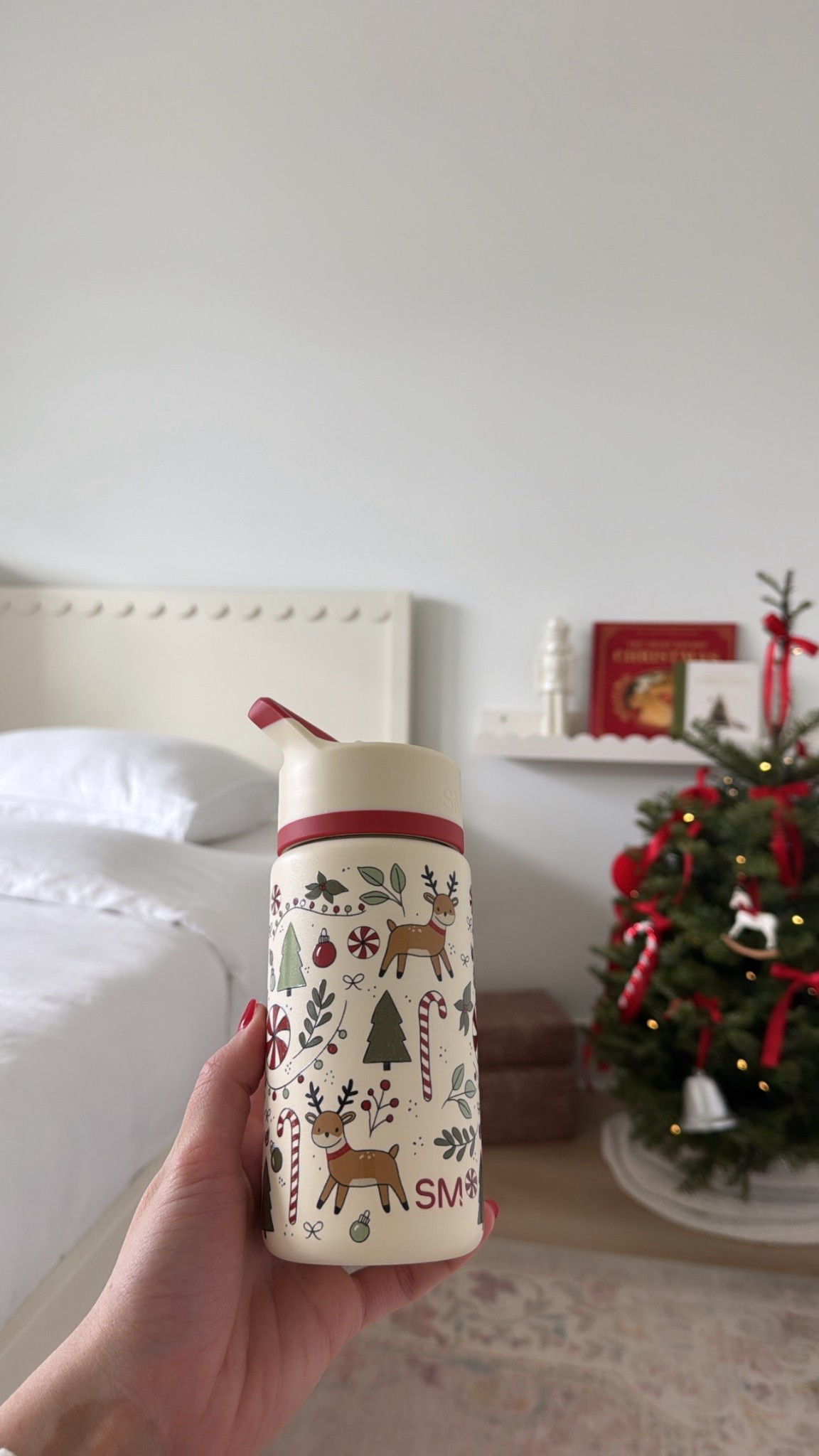 Kids Christmas tumbler. 🌲