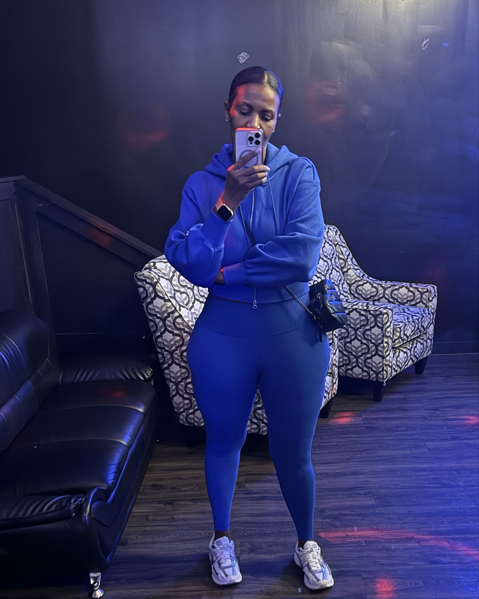 Feeling a little blue💙

#LTKActivewear #StreetStyleVibes #EverydayAthleisure #LTKSpringStyle #FitCheck #BlueVibesOnly

#LTKMidsize #LTKOver40