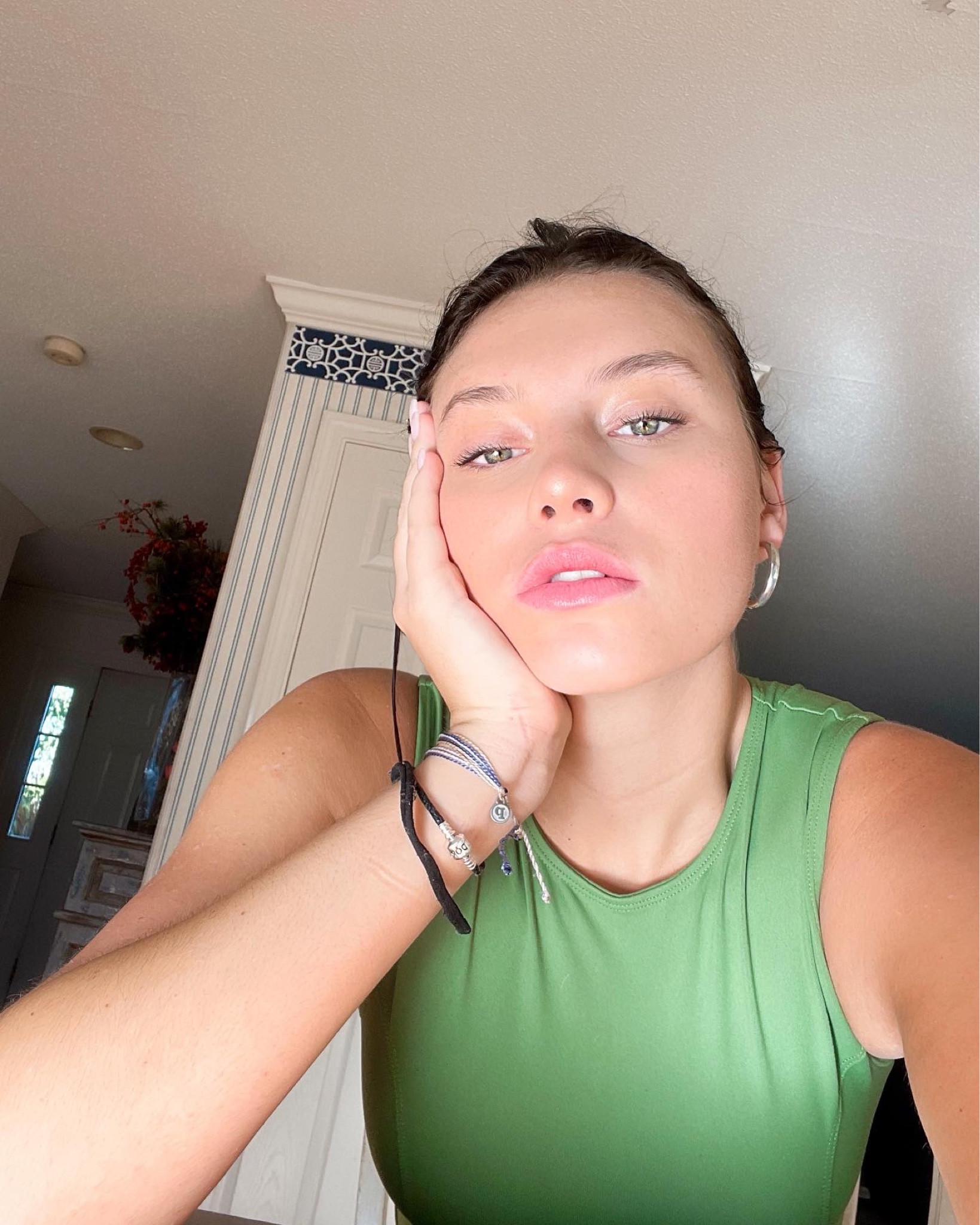 I swear by Abercrombies bodysuits

#LTKfit #LTKcurves #LTKSeasonal