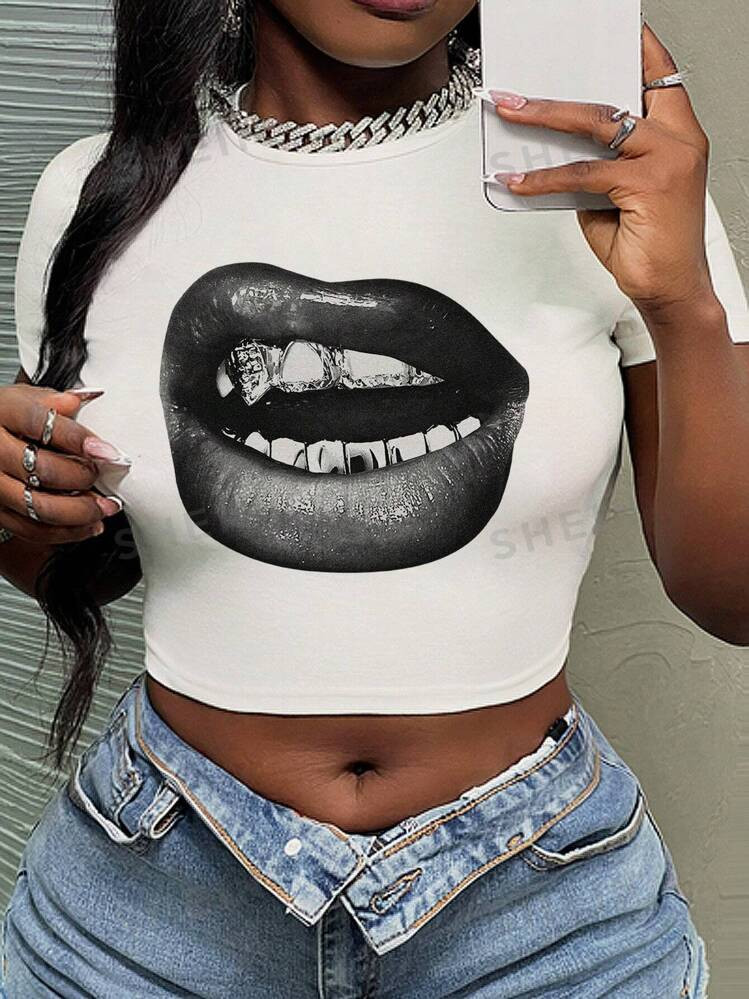 SHEIN Slayr Casual Minimalist Lip & Gold Teeth Graphic Round Neck Short Sleeve Cropped Fitted T-S... | SHEIN