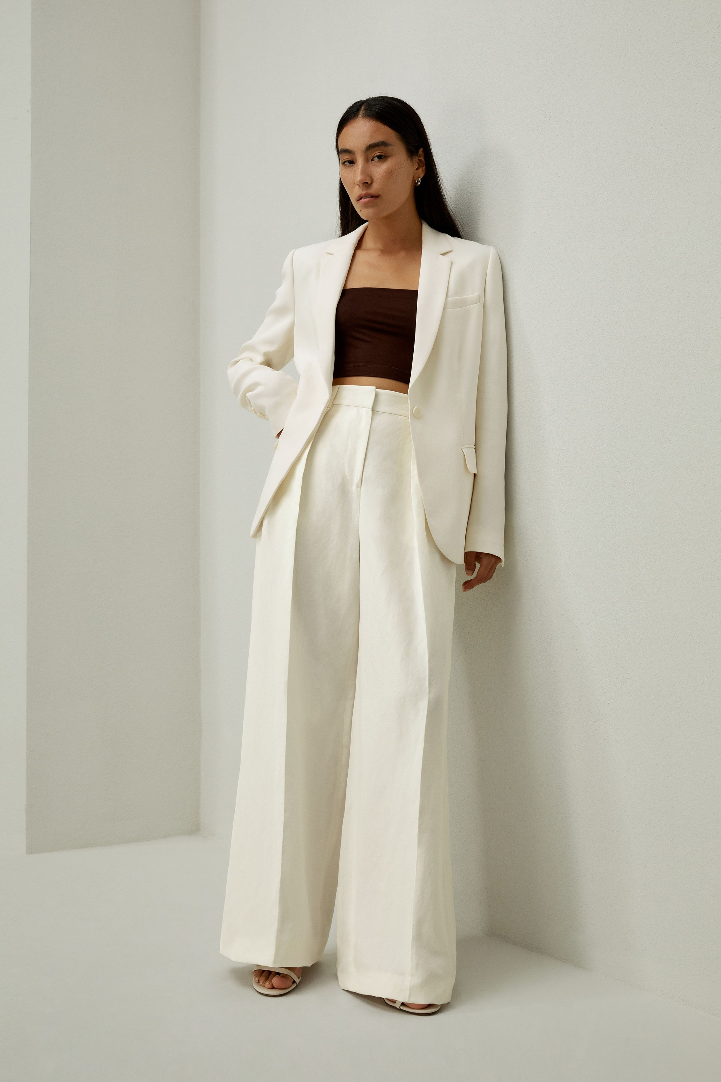 Front-Pleated Silk-Linen Blend Trousers | LilySilk