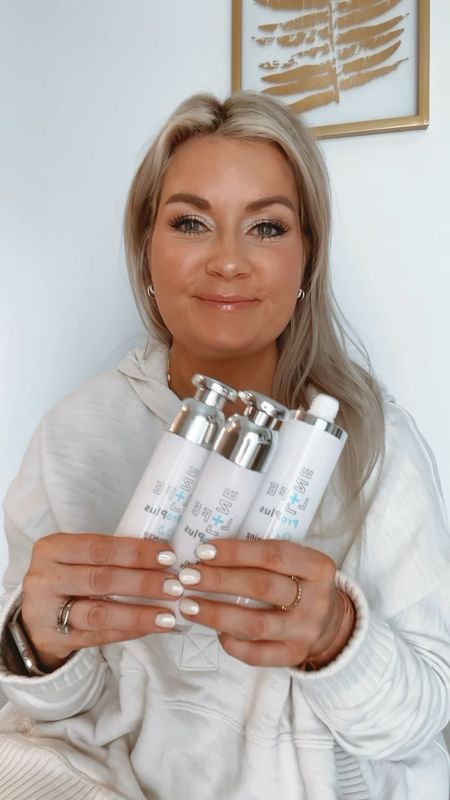 Using new skincare! Follow along with my journey! I linked the 3 products I’ve been using for over 2 weeks. Use code CRYSTAL for 50% off. 

This is a biotech skincare company in her has been in med spas, dermatology offices and resorts for years. 
-Stem cell skincare to improve your skin and get ride of wrinkles

@lifelineskincare
#lifelineskincare
#stemcellskincare
#antiagingskincare
#ad