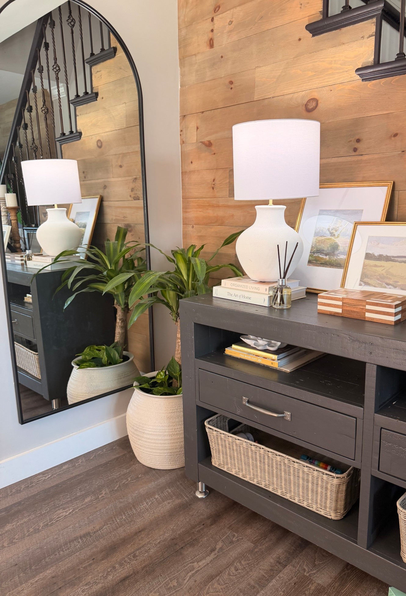 Warm wood tones, soft neutrals, and a touch of greenery to bring everything to life ✨ This little corner turned into one of my favorite spots in the house — simple, cozy, and effortlessly chic.

#LTKhome #HomeDecorInspo #NeutralHome #CozyHomeStyle #InteriorDetails #ModernHomeDecor #EntrywayInspo #HomeStyling #DecorInspiration #LTKstyle

#LTKOver40 #LTKmorningroutine #LTKHome