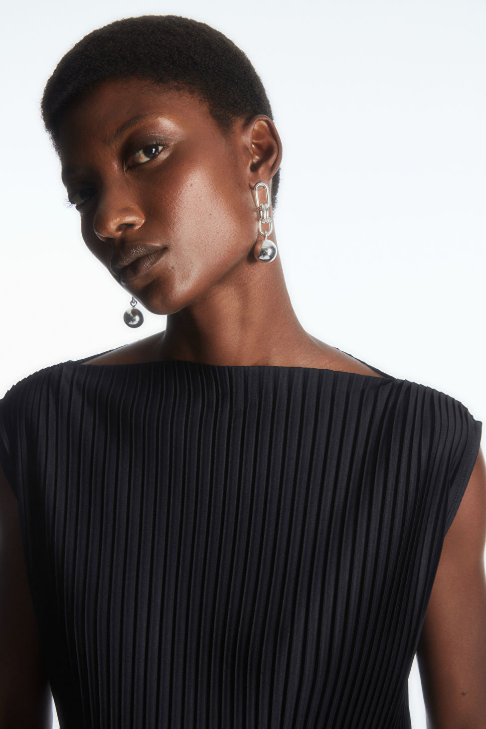 PLISSÉ SLEEVELESS TOP - NAVY - Tops - COS | COS (US)