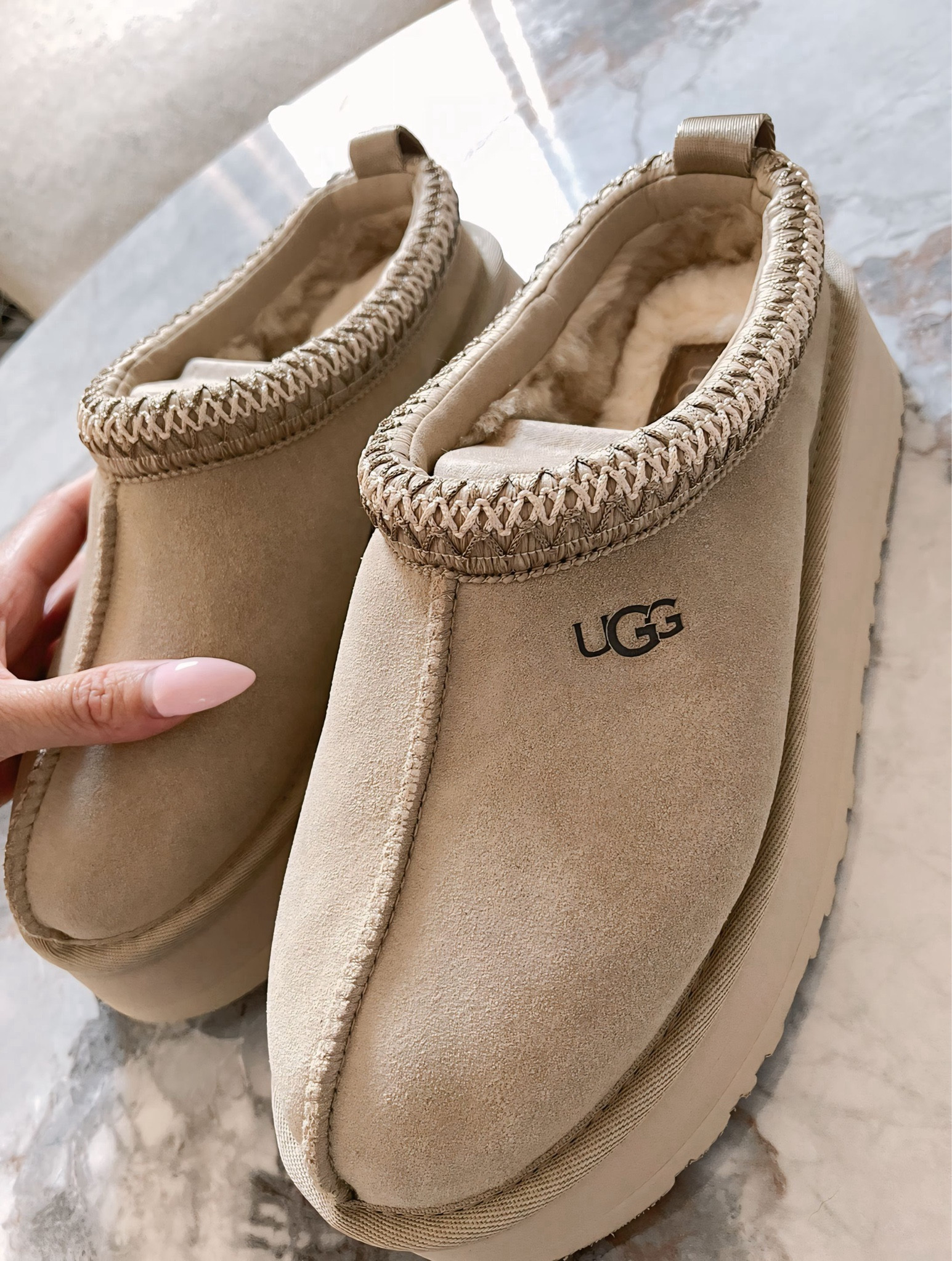 Grab your UGG Tazz Slippers early! They have a new color in Hickory too. Enjoy, xx

#LTKShoeCrush #LTKSeasonal #LTKStyleTip