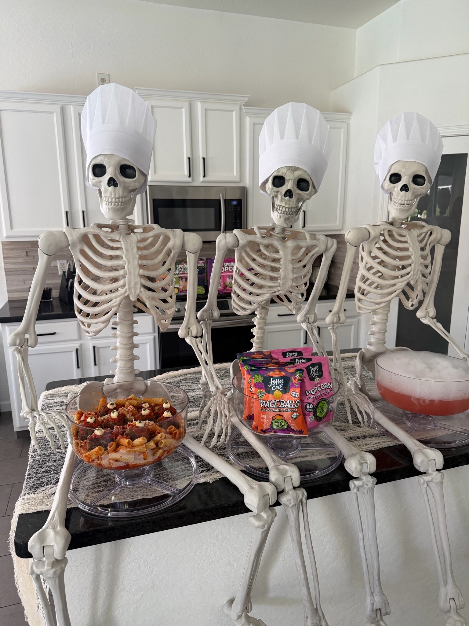 LesserEvil Halloween snack packs have arrived! 👻 Perfect for spooky season gatherings or trick-or-treaters

#LTKSeasonal