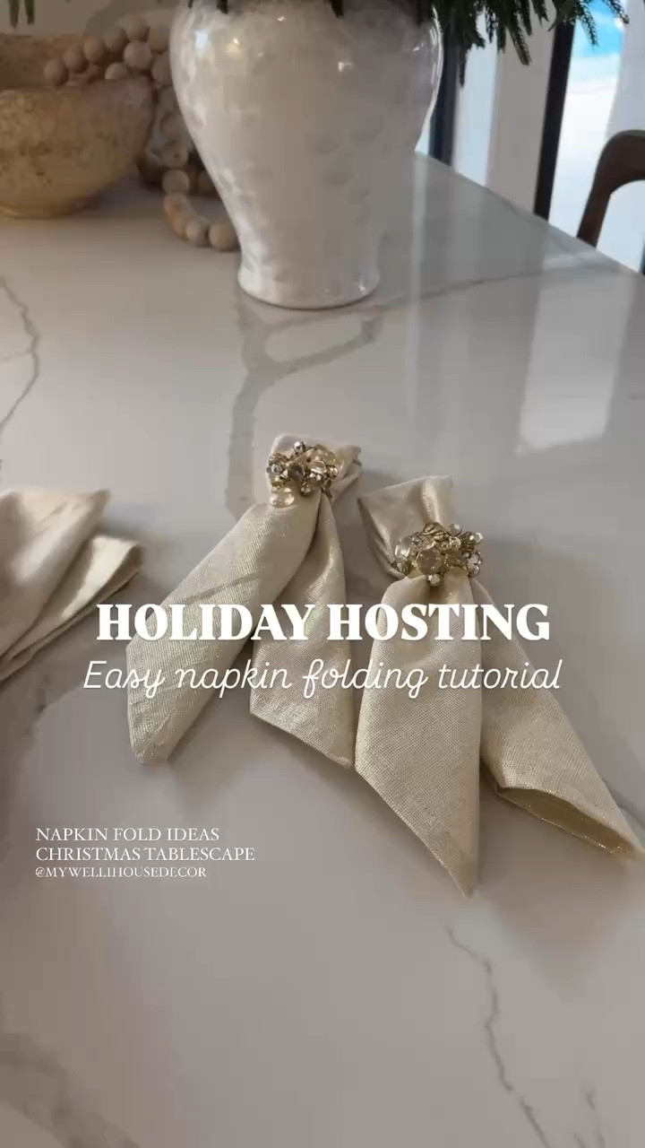 Christmas Decor

#Christmasdecor #cljsquad #amazonhome #organicmodern#LTKCyberWeek

#LTKHoliday #LTKHome