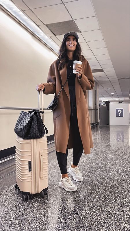 I’m just shy of 5’7 wearing the size XS/S coat. My tote bag is sold out but linking others I love!
Airport style, athleisure, fall style, accessories, StylinByAylin 

#LTKSeasonal #LTKstyletip #LTKunder100