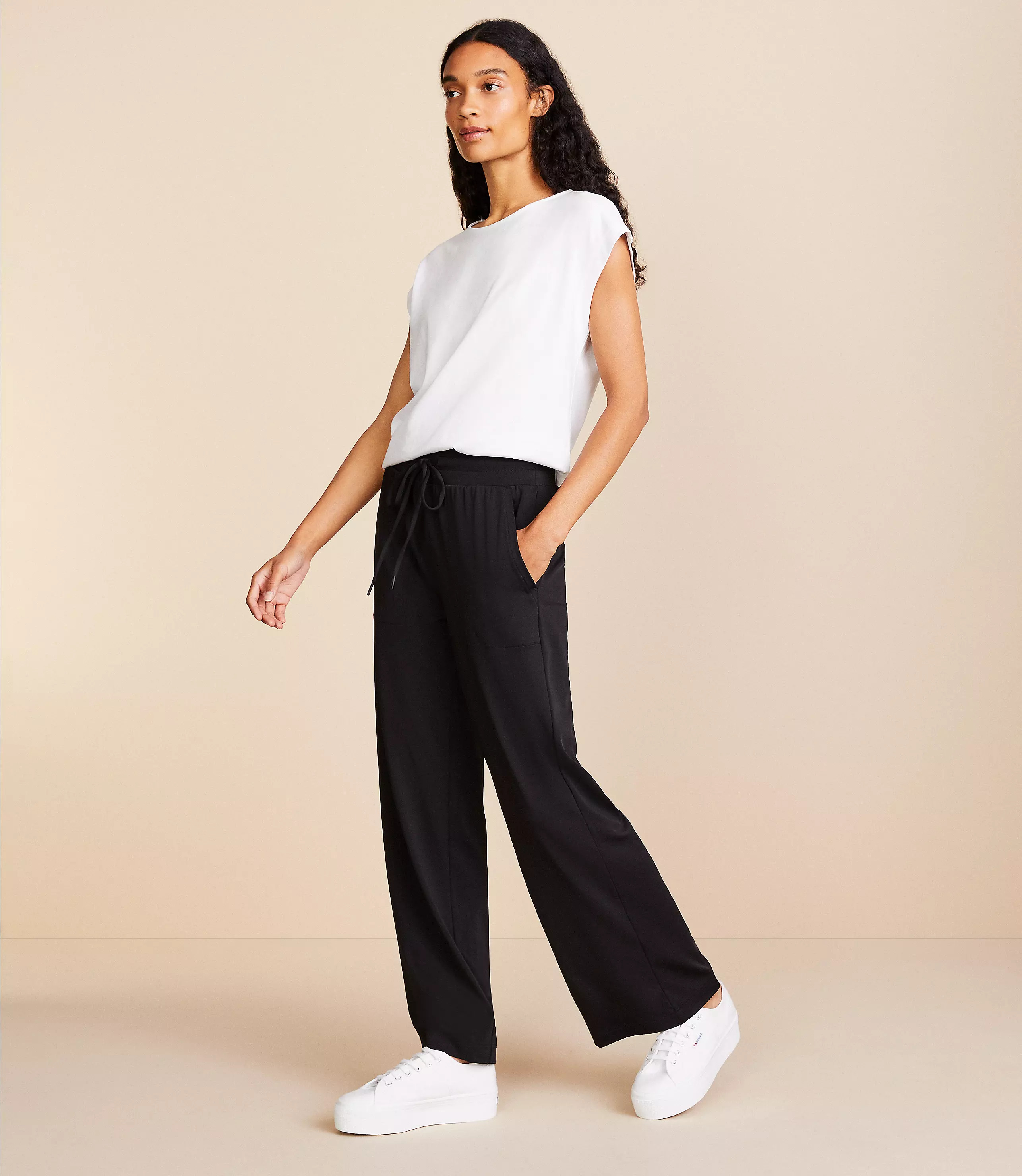 Lou & Grey Luvstretch Straight Leg Pants | LOFT