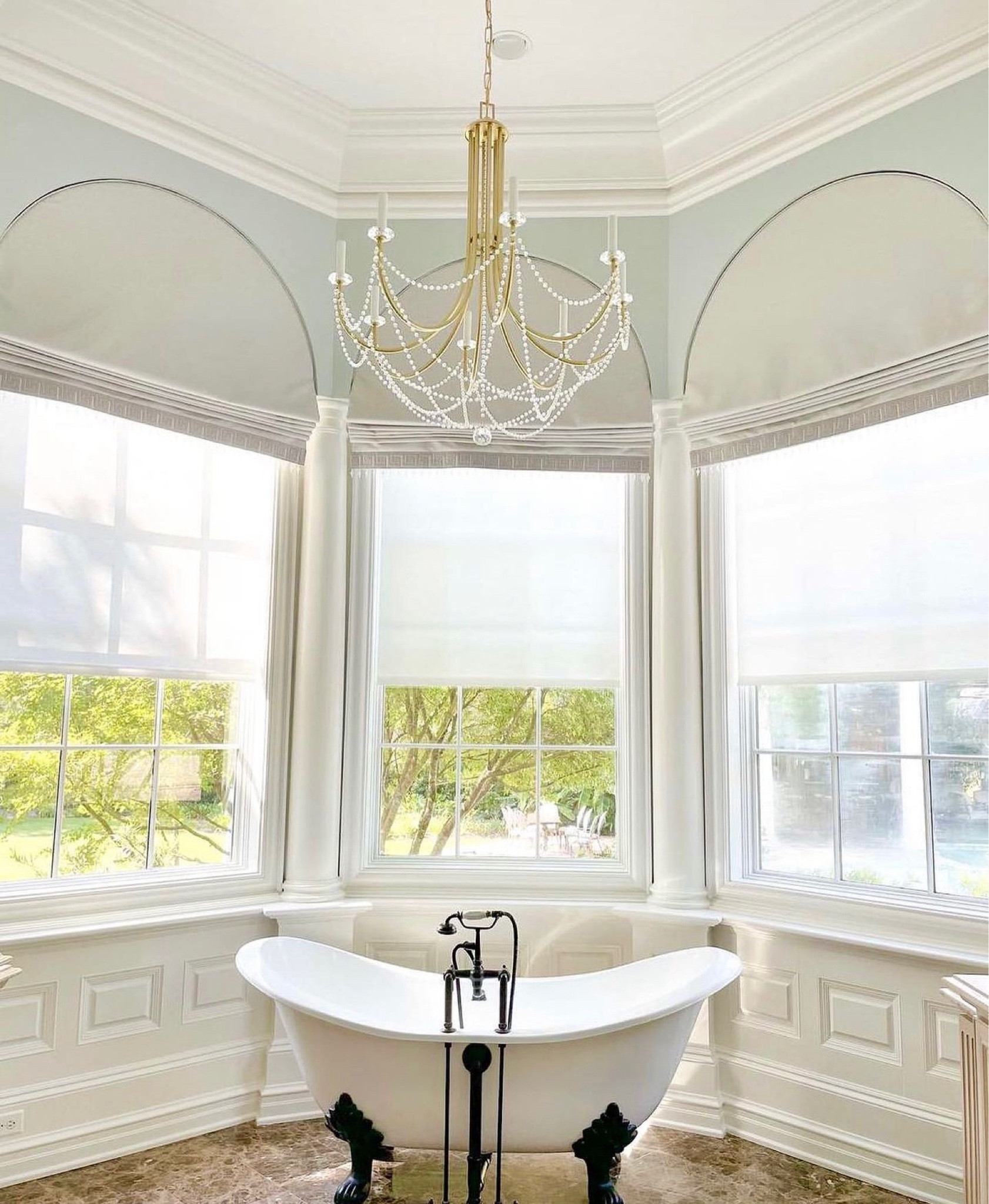 Bathroom chandelier
Chandelier, lighting, bathroom, master bathroom, bathroom chandelier, decor, home decor, bath tub 

#LTKhome