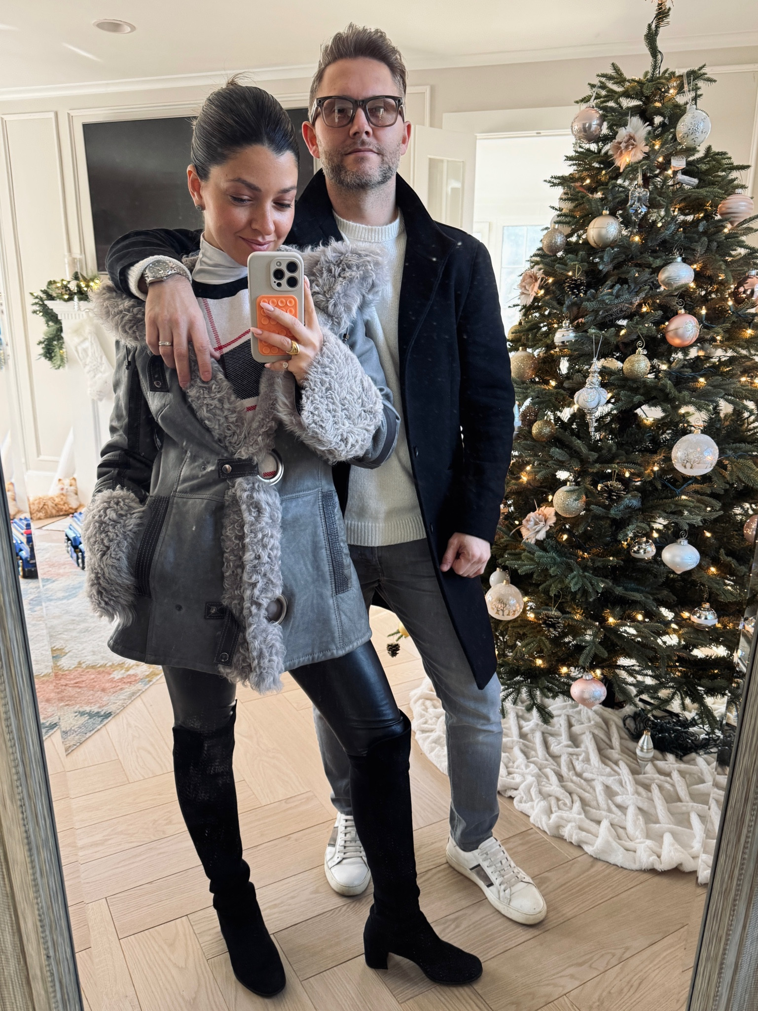 Wearing these black faux leather leggings with the Stuart Weitzman boot on repeat all winter 🔁 ❄️

#LTKSeasonal #LTKPetite #LTKMens