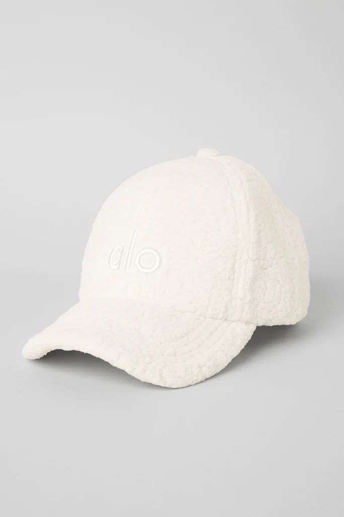 Micro Sherpa Off-Duty Cap | Alo Yoga