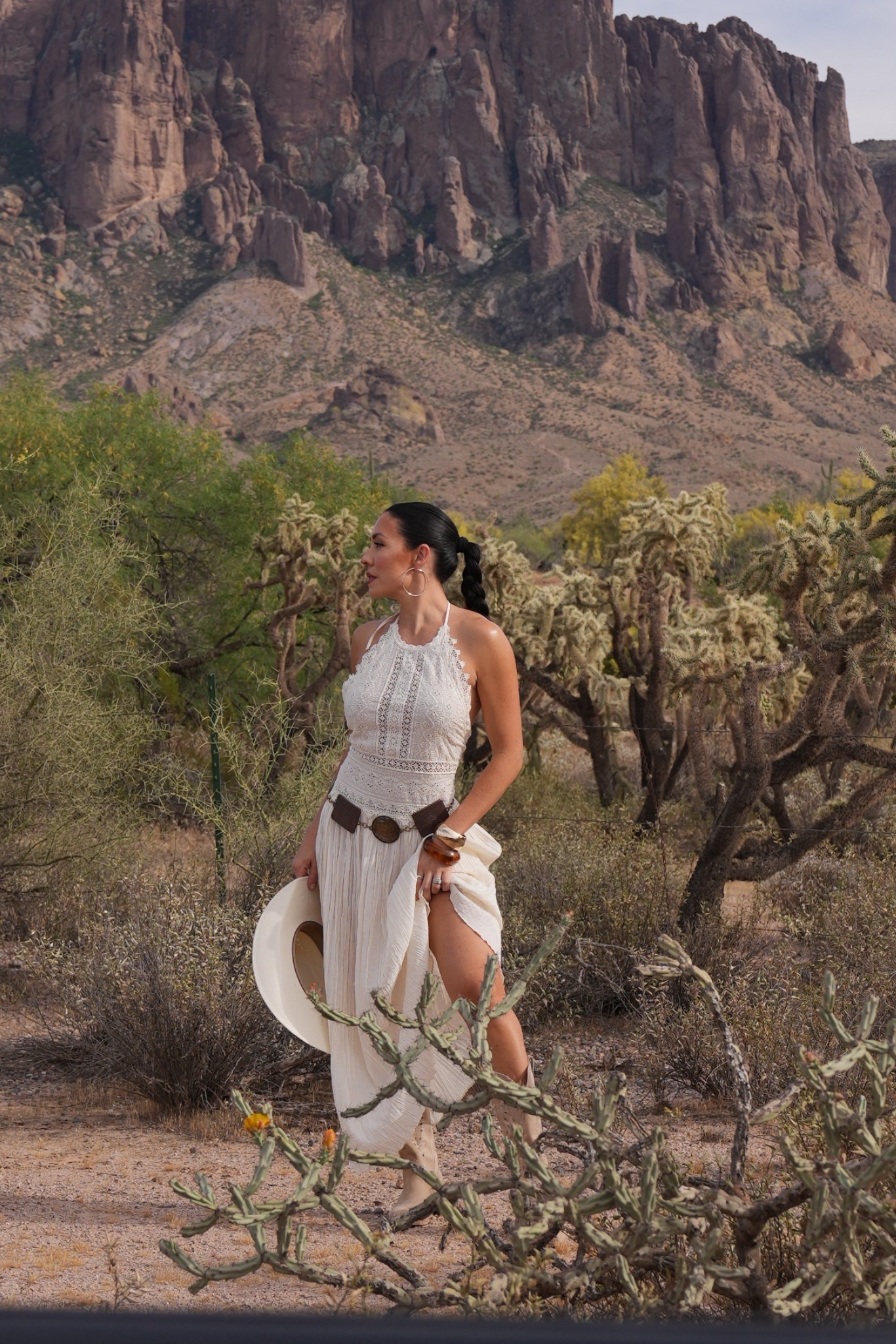 Going to Coachella or stagecoach? This @Zara dress and @12th Tribe belt are perfect! In a size XS in the white crochet rt dress


#LTKFestival #LTKootd #LTKSeasonal