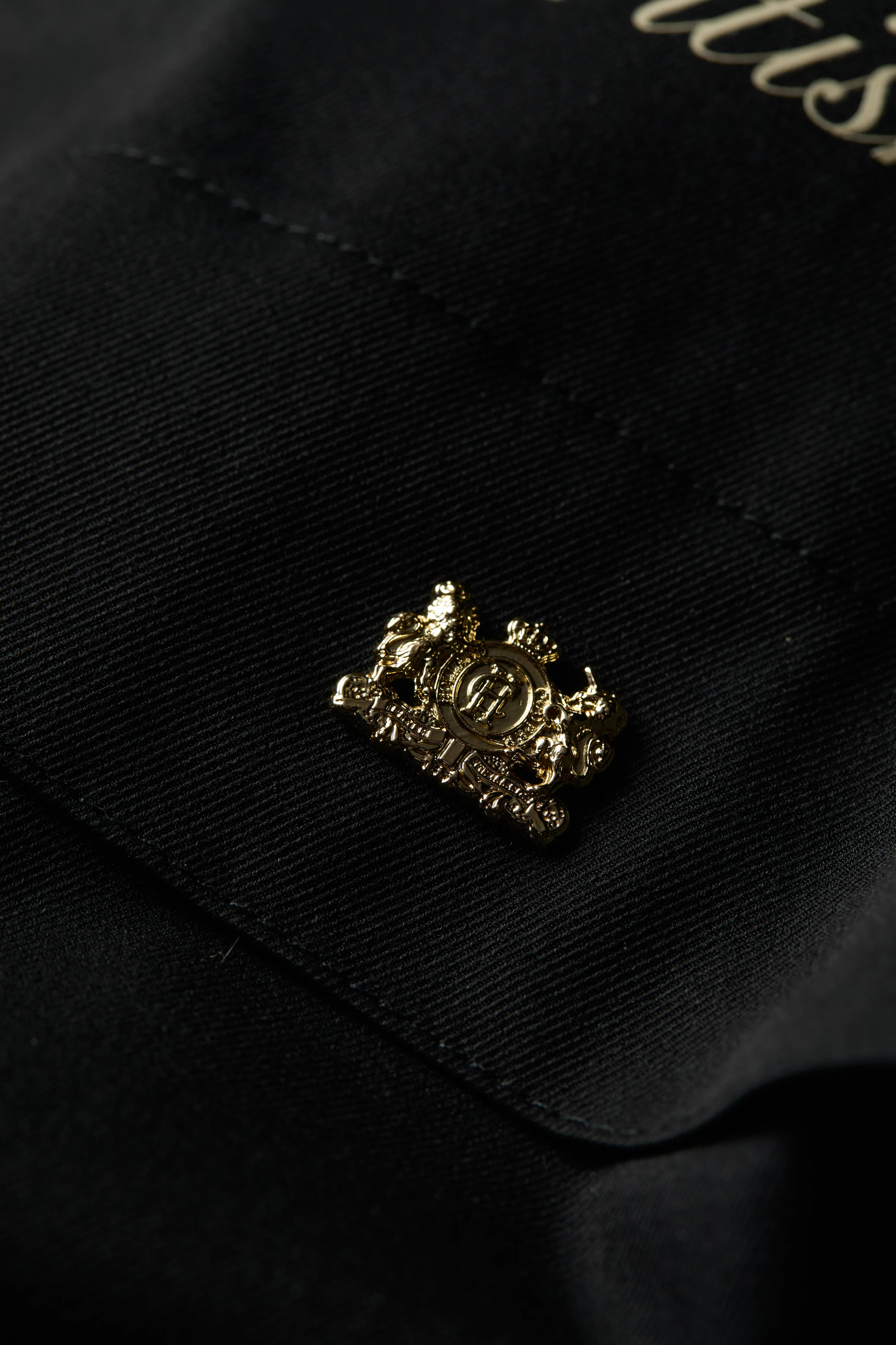 One-Size Waterproof Jacket (Black) | Holland Cooper