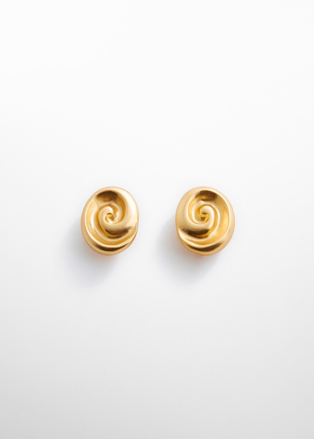 Round spiral earrings | MANGO (UK)