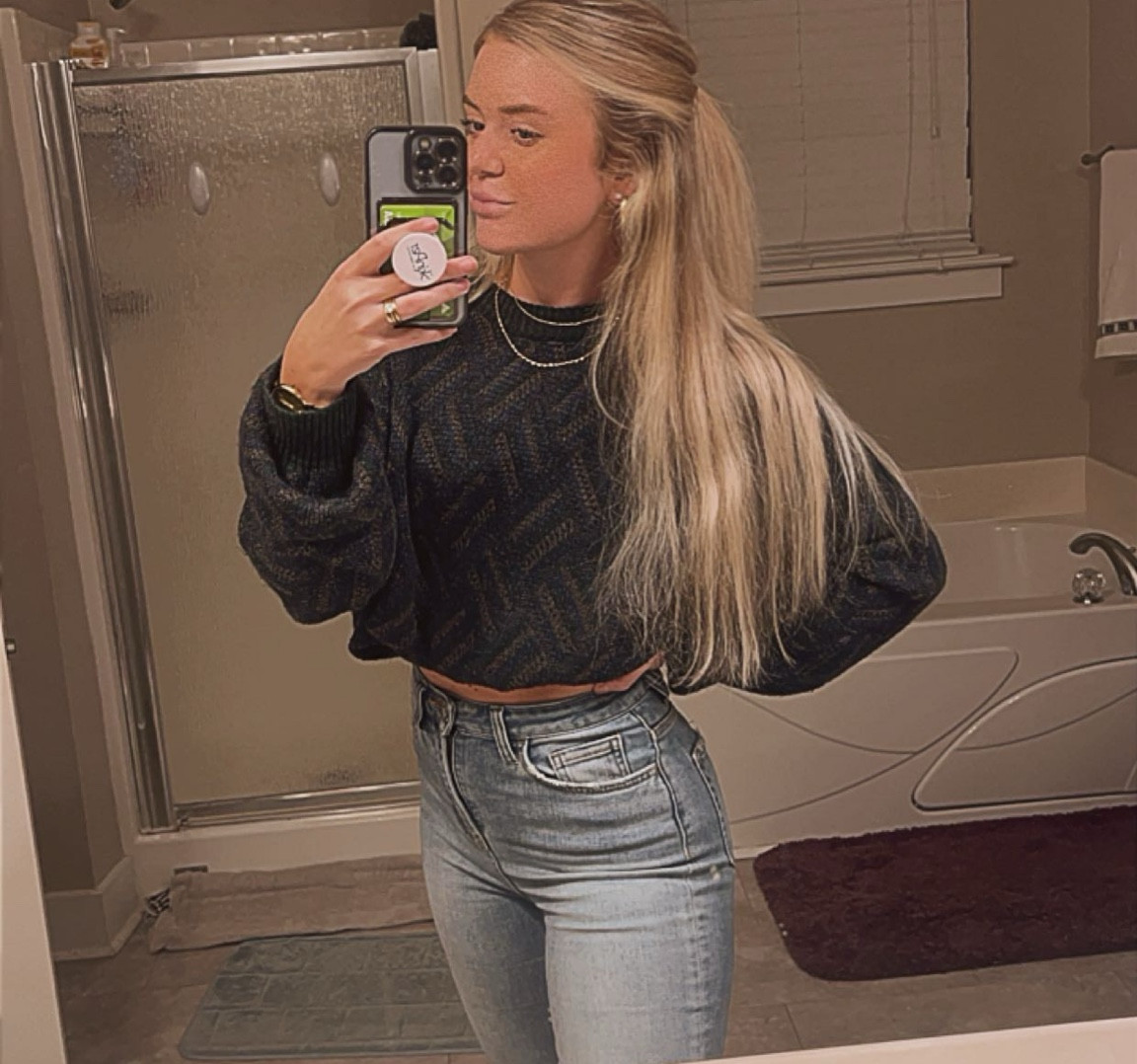 Easy, casual going-out outfit!! I wore this to play pool and drink a social beer with my hubby and his friends and I was extremely comfortable! 

The sweater in this post was a part of Grey Bandits Vintage sale (first come first serve) but I posted another sweater I would pair with this outfit that is similar!

style tip! My sweater is actually oversized, I tucked it into my sports bra for a quick, cropped look! :)

plssss excuse my messy bathroom though 😭

#LTKfindsunder100 #LTKstyletip