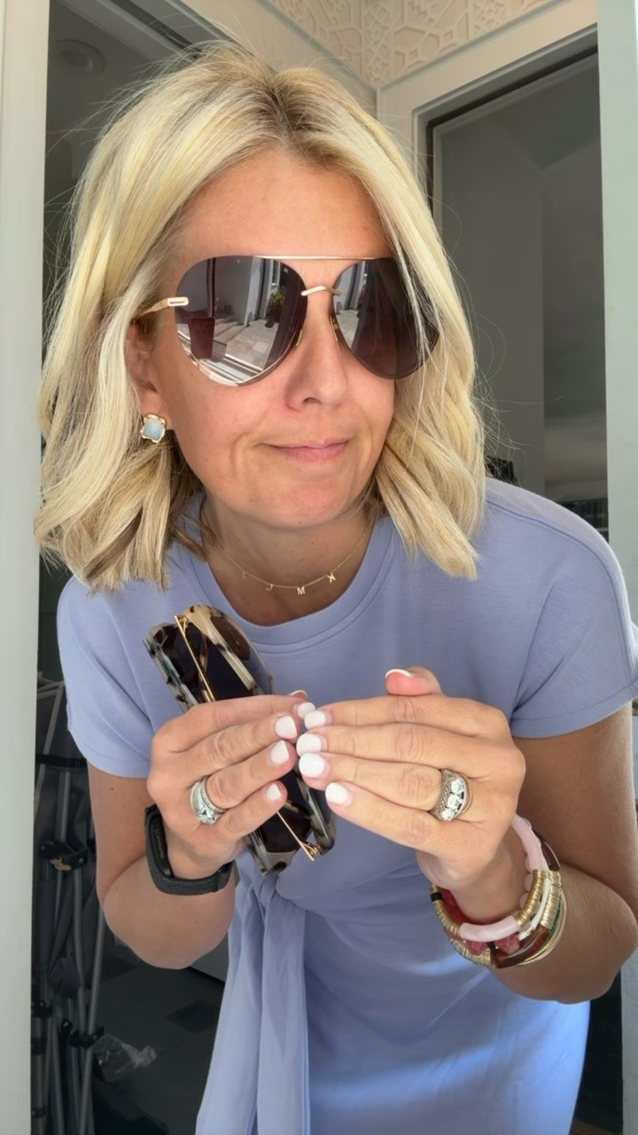 DIFF Sunnies….Buy 1, Get 1 Free

#LTKdayinmylife #LTKSaleAlert #LTKOver40