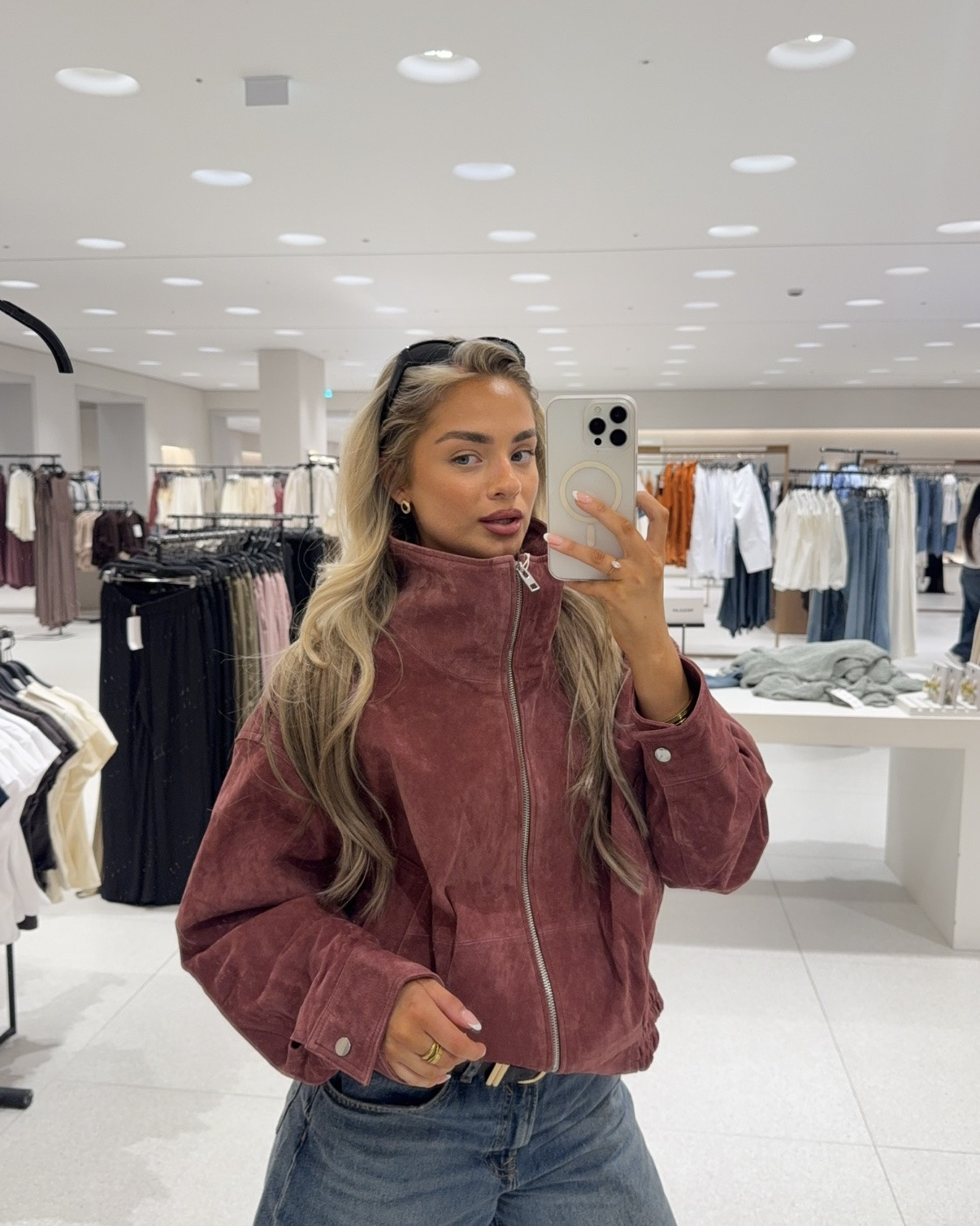 The next viral Zara jacket 



#Zara #ZaraJacket #ZaraAutumn #ZaraStyle #ZaraFinds #ZaraViral #ViralJacket #AutumnStyle #AutumnFashion #FallFashion #AutumnOutfits #JacketSeason #FashionFinds #StyleInspo #OutfitInspo #OOTD #StreetStyle #TrendingFashion #ViralFashion #HighStreetFashion #FashionTok #TikTokFashion

#LTKFashionMonth #LTKstyletip #LTKautumn