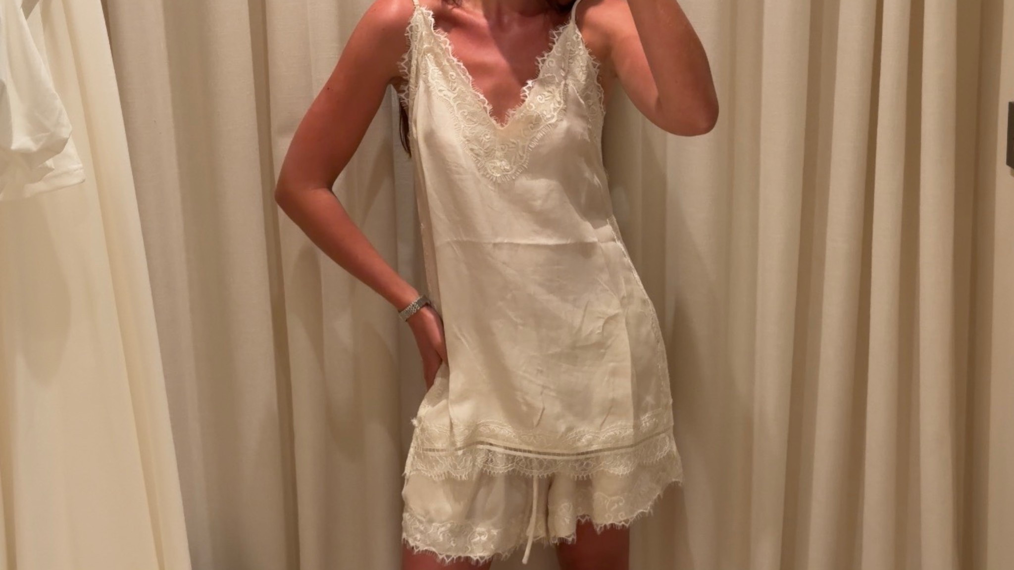 Wearing a size small here 

#LTKaustralia #LTKstyletip #LTKsummer