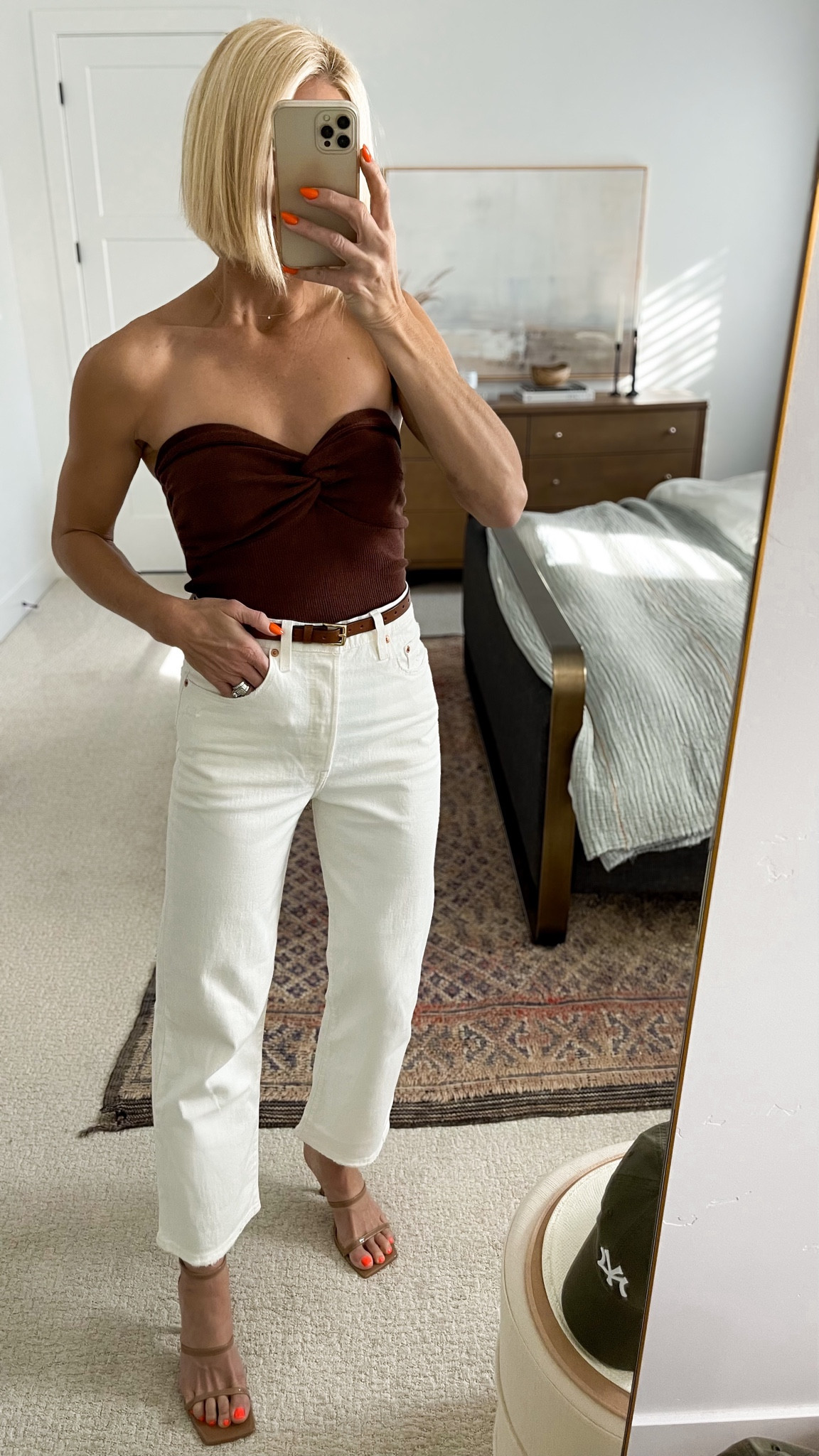 In love with this strapless, knit top for $20! The ribbed texture and flattering sweetheart neckline, are so pretty! 
15+ colors to select from.
Wearing size small.


#LTKSeasonal #LTKGiftGuide #LTKHoliday