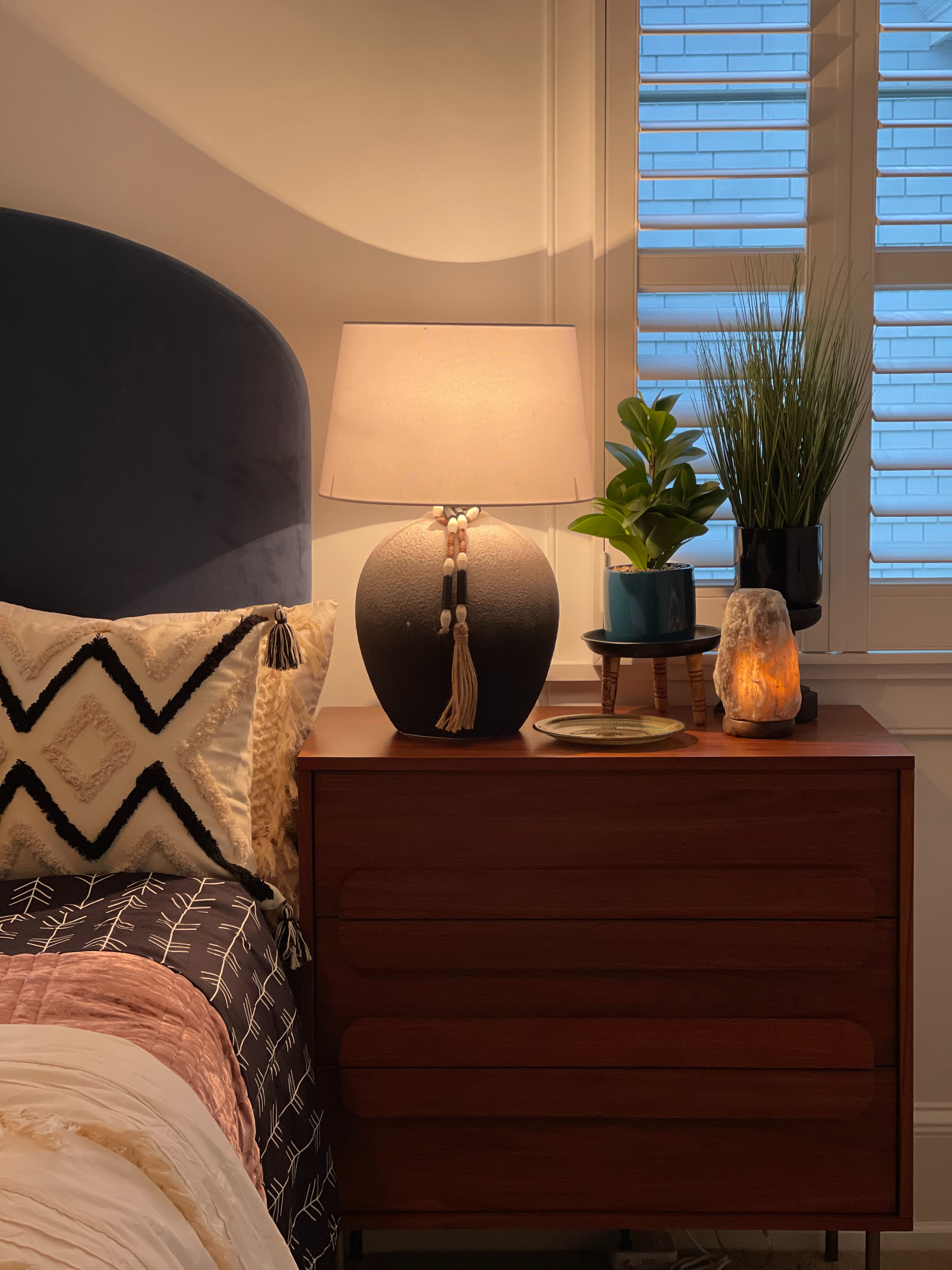 A boho bedroom fit for a queen! 

 #LTKHome #LTKStyleTip