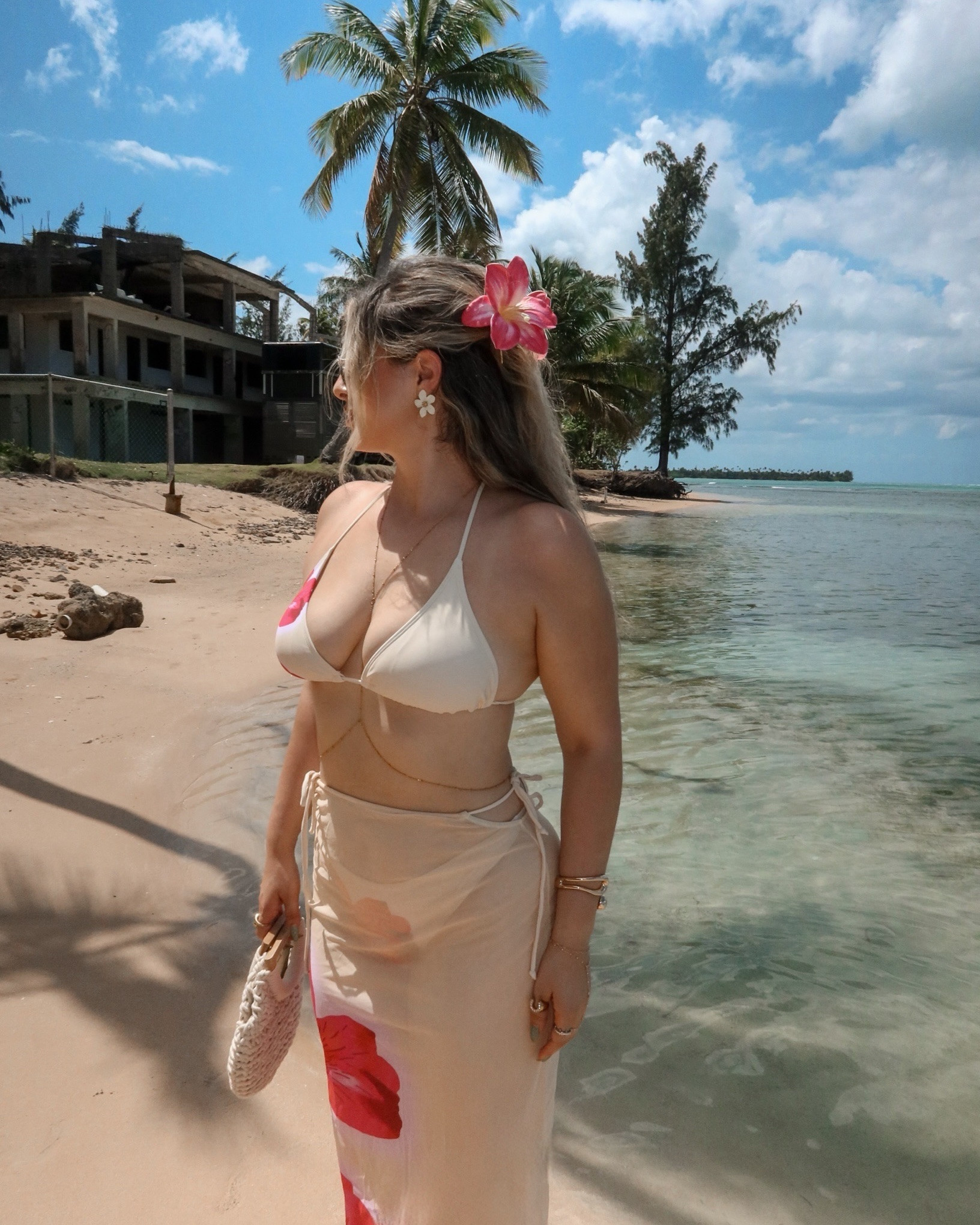 The way this three-piece bathing suit made me feel so confident!!! I love me a cute cover up! Wearing size: large 

#LTKTravel #LTKMidsize #LTKootd