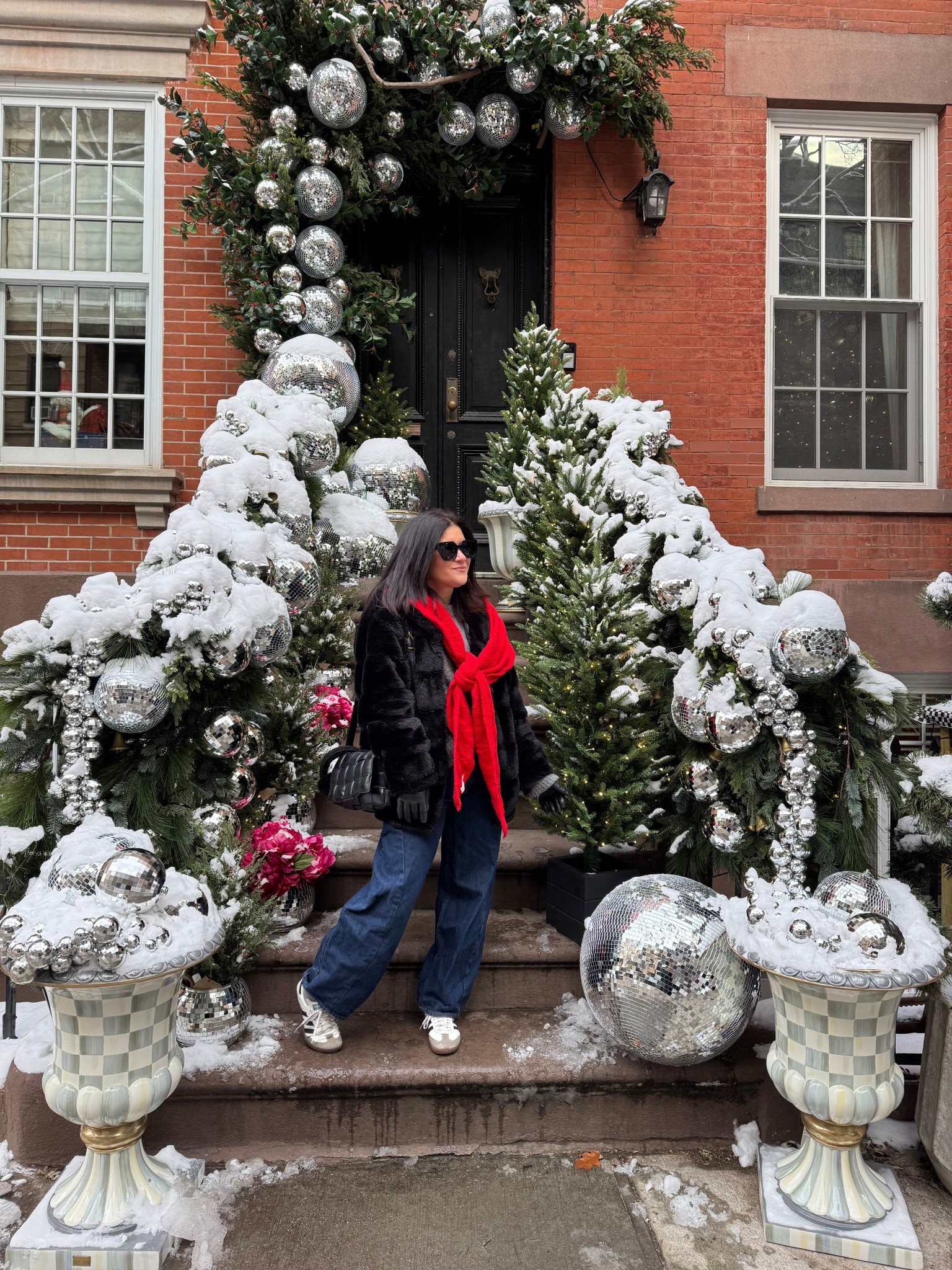loving a pop of red and a triangle scarf for winter! ♥️

#LTKootd #LTKHoliday #LTKSeasonal