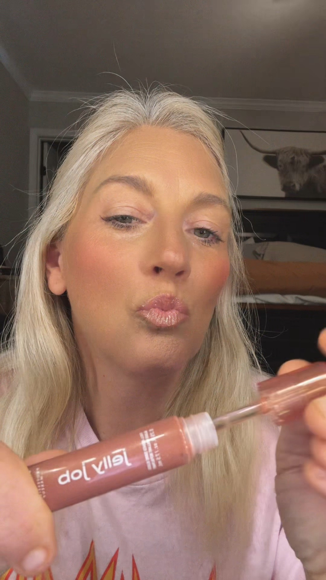 Get ready for the ultimate lip bounce! 🪐✨ The new NYX Jelly Job Lip Oil has the coolest texture—it applies with a thick, bouncy jelly feel but instantly melts into a lightweight, high-shine oil. It locks in deep moisture without feeling sticky at all, giving your lips a juicy, cushiony look. Tap the link to shop the shades! #LTKbeauty #JellyJob #LipOilAddict #NYXCosmetics

#LTKgrwm #LTKBeauty #LTKSaleAlert