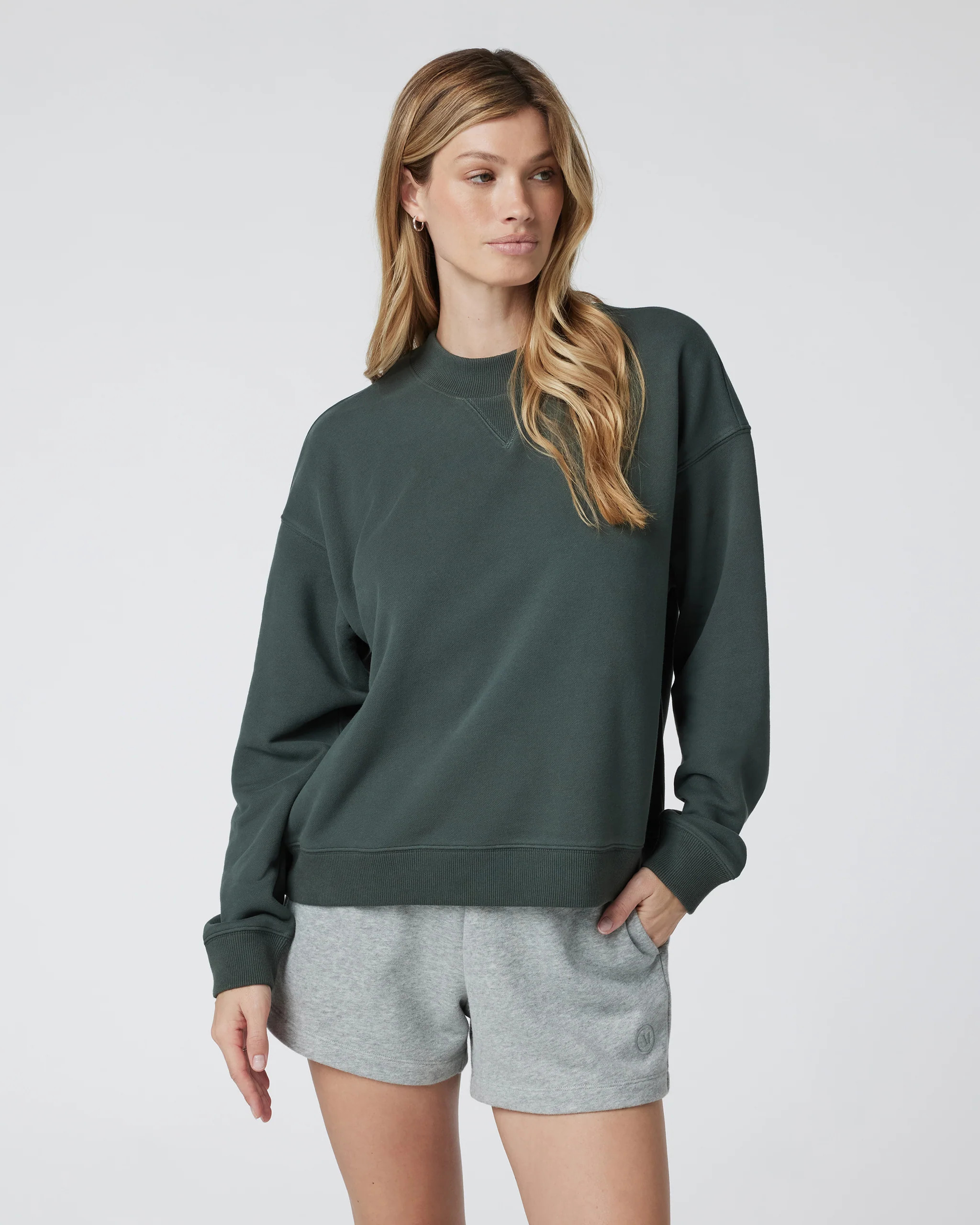 Sedona Crew | Women's Aspen Oversized Crewneck | Vuori | Vuori Clothing (US & Canada)