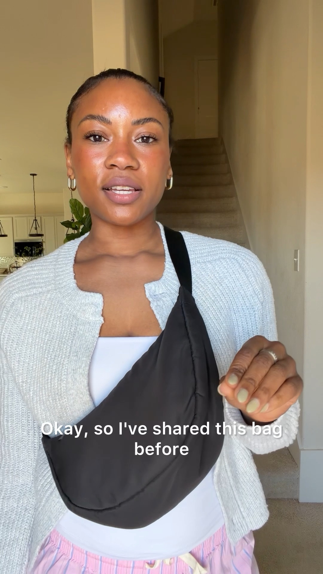 @ponyflo sling bag also comes with a hat

#LTKActive #LTKfindsunder50 #LTKVideo