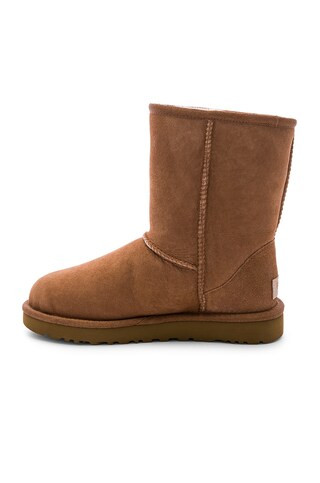 Classic Short II Shearling Boot in Chestnut | Revolve Clothing (Global)