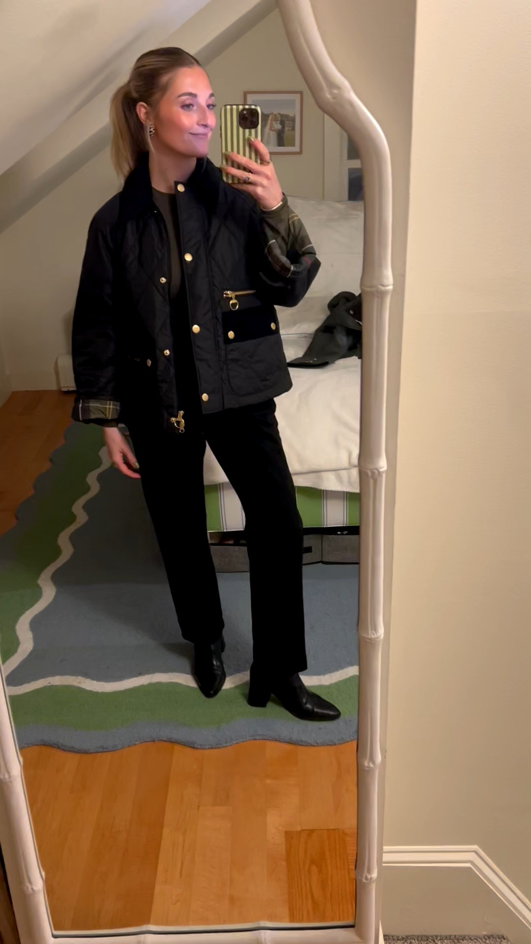 I am so obsessed with this jacket, I can’t stop wearing it! Would be the perfect Christmas gift 🙌🏼🖤🎄

#LTKootd #LTKHoliday #LTKGiftGuide