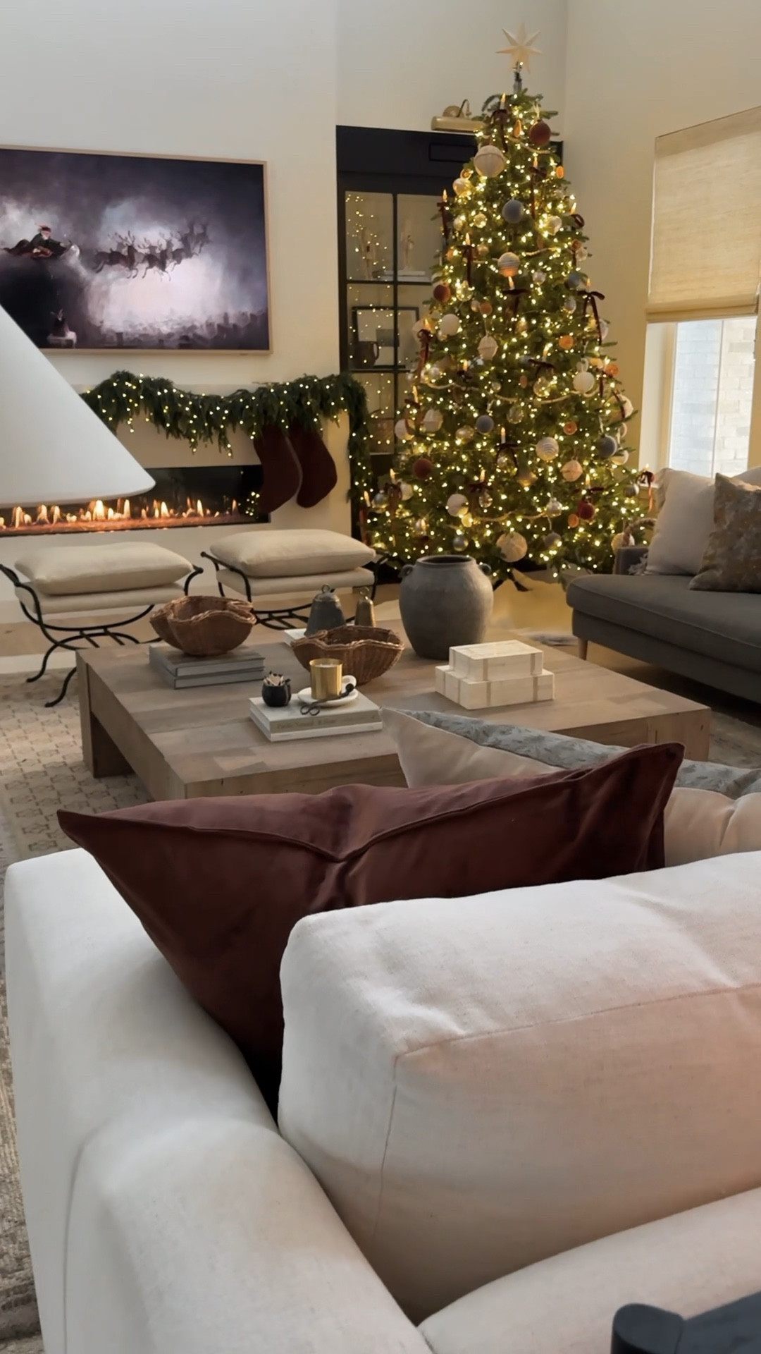 If only I could leave the tree up all year.  
Christmas decor, living room, holiday decor 

#LTKHoliday #LTKStyleTip #LTKSeasonal